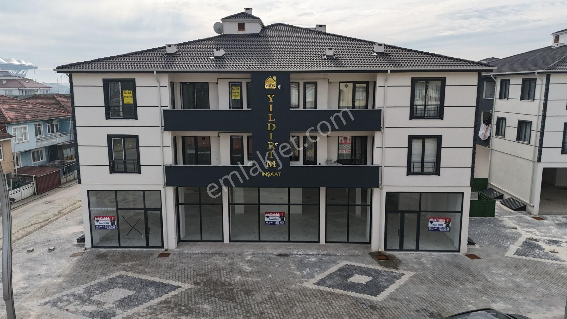 Adapazarı Yağcılar Kiralık Dükkan & Mağaza Remax Mavi'den Yağcılar Mah. Stadyum Yakını 540m² Kiralık İşyeri