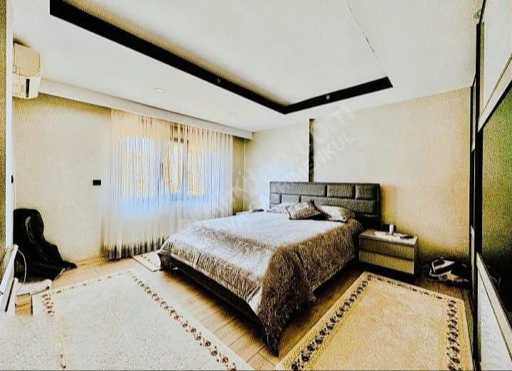 Manisa Turgutluda İçi Yenilenmiş Villa - Görsel 8
