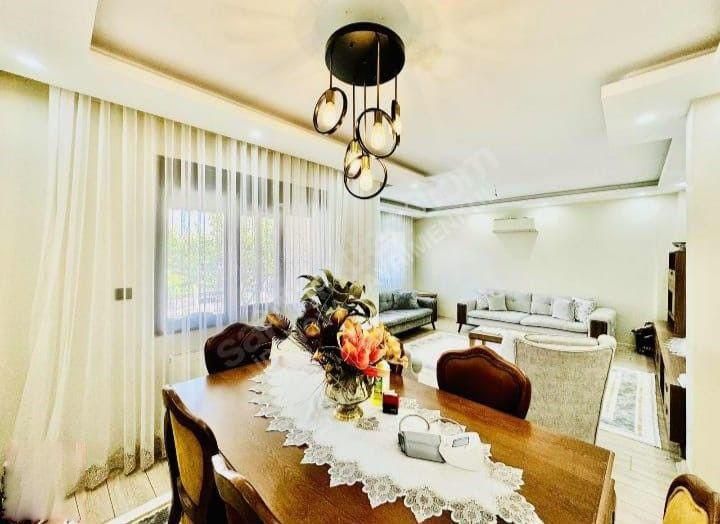 Manisa Turgutluda İçi Yenilenmiş Villa - Görsel 14