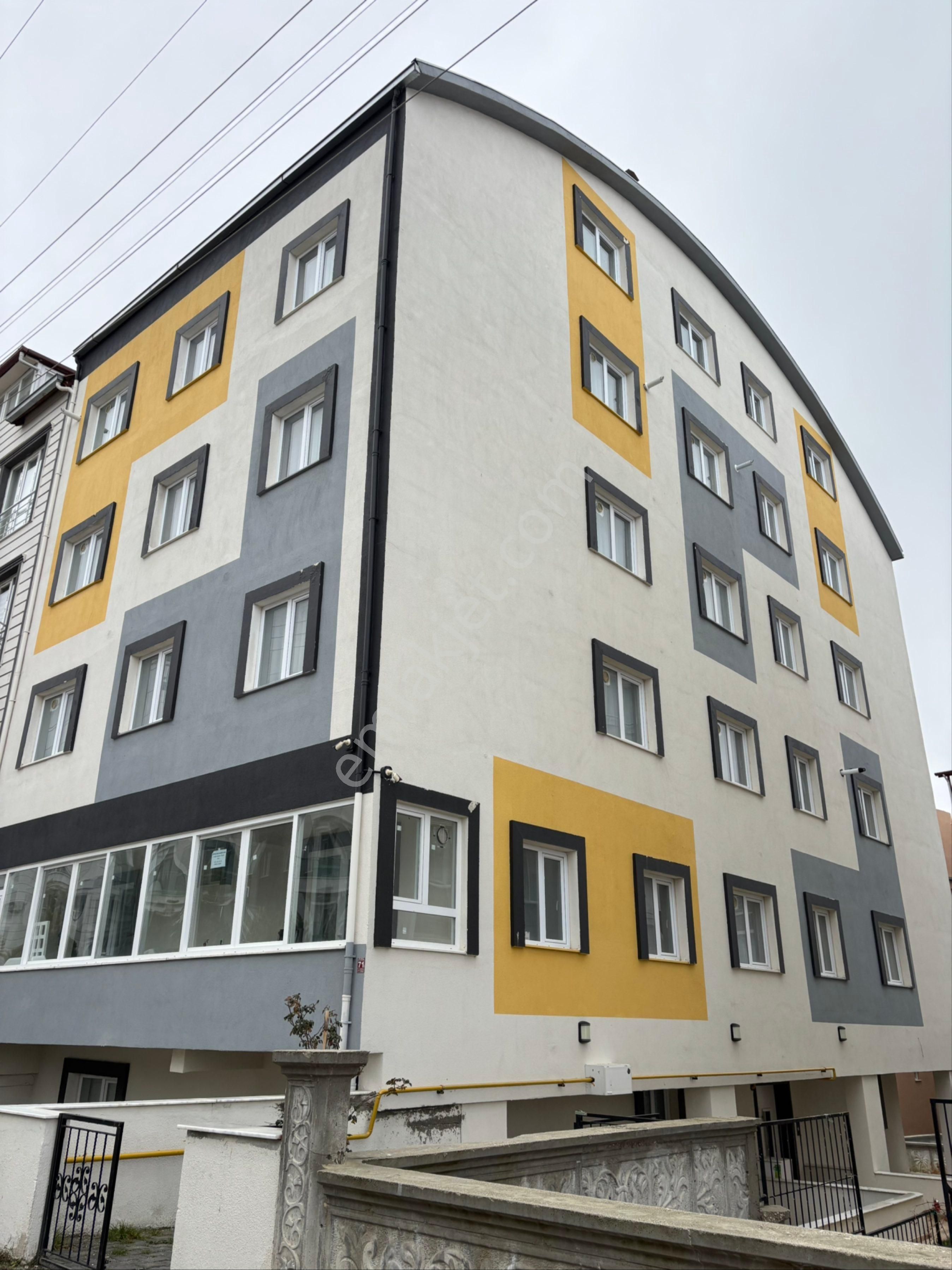 Burdur Merkez Emek Satılık Daire İnal Emlaktan Emekte Satılık 1+1 50 M2 Daire