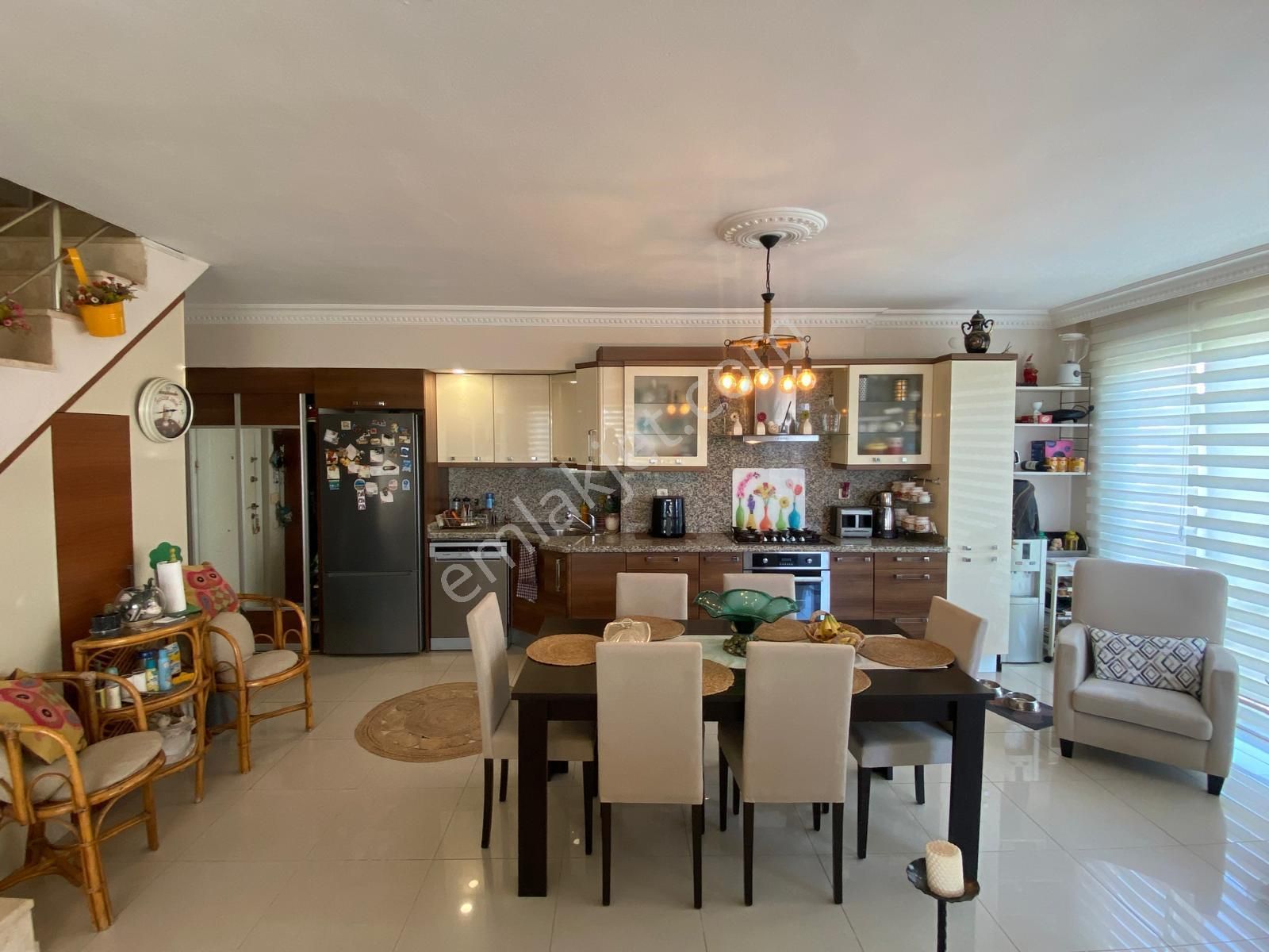 Kupon Geniş Dublex 3+1 2 Banyo 3 Balkon Otopark, Havuz Cepheli - Görsel 3