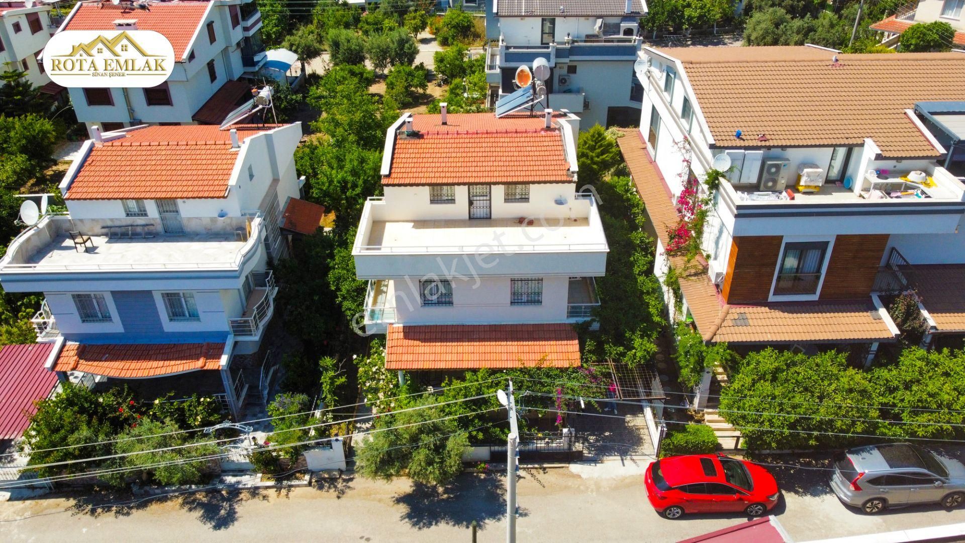 Menderes Orta Satılık Villa Rota Emlak'tan Özdere Ortaköy'de 287 M2 Arsa İçinde Tek Müstakil