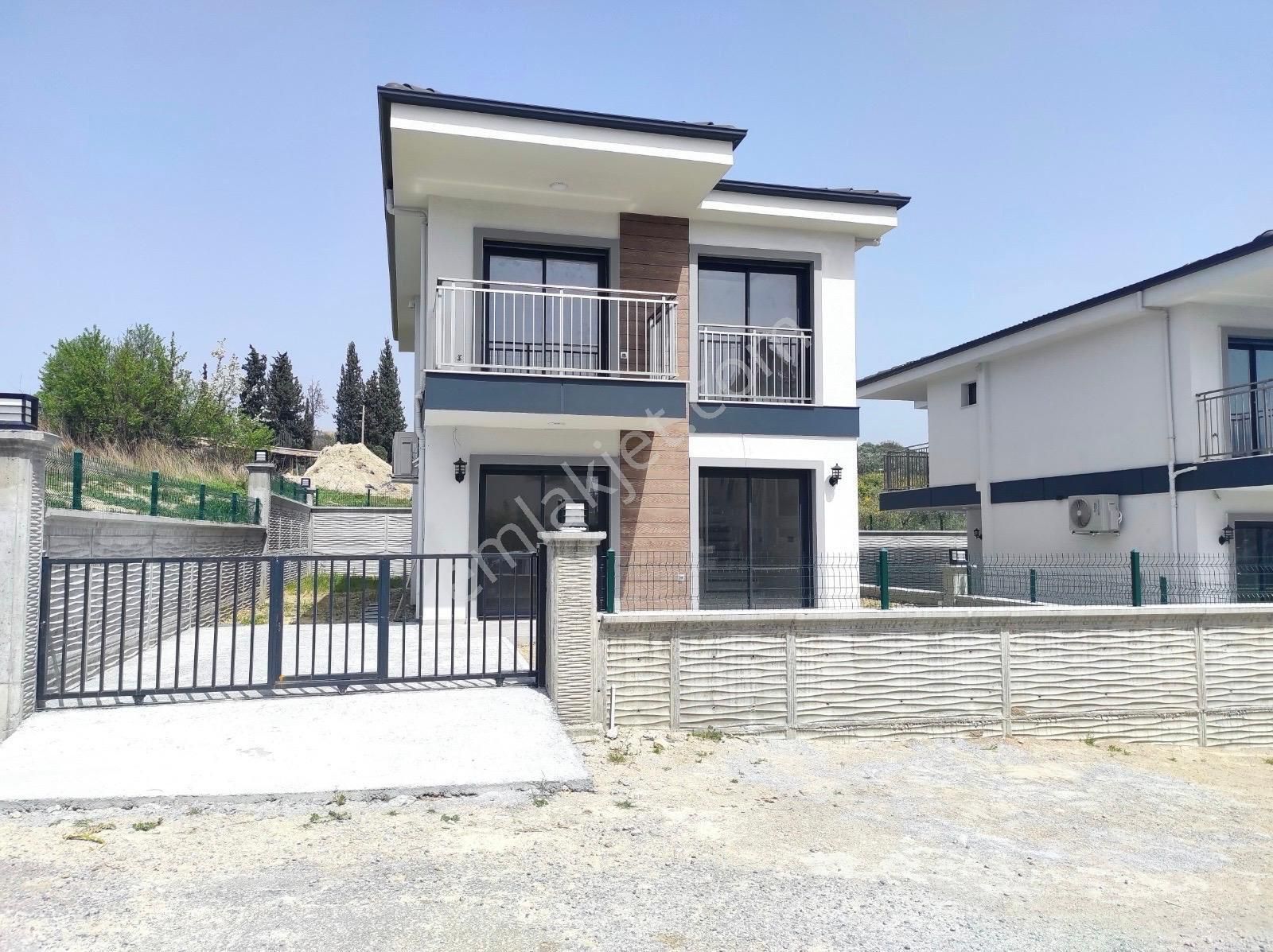 Kuşadası Soğucak Satılık Villa Kuşadası Soğucak'ta 3+1 Müstakil Sıfır Villa