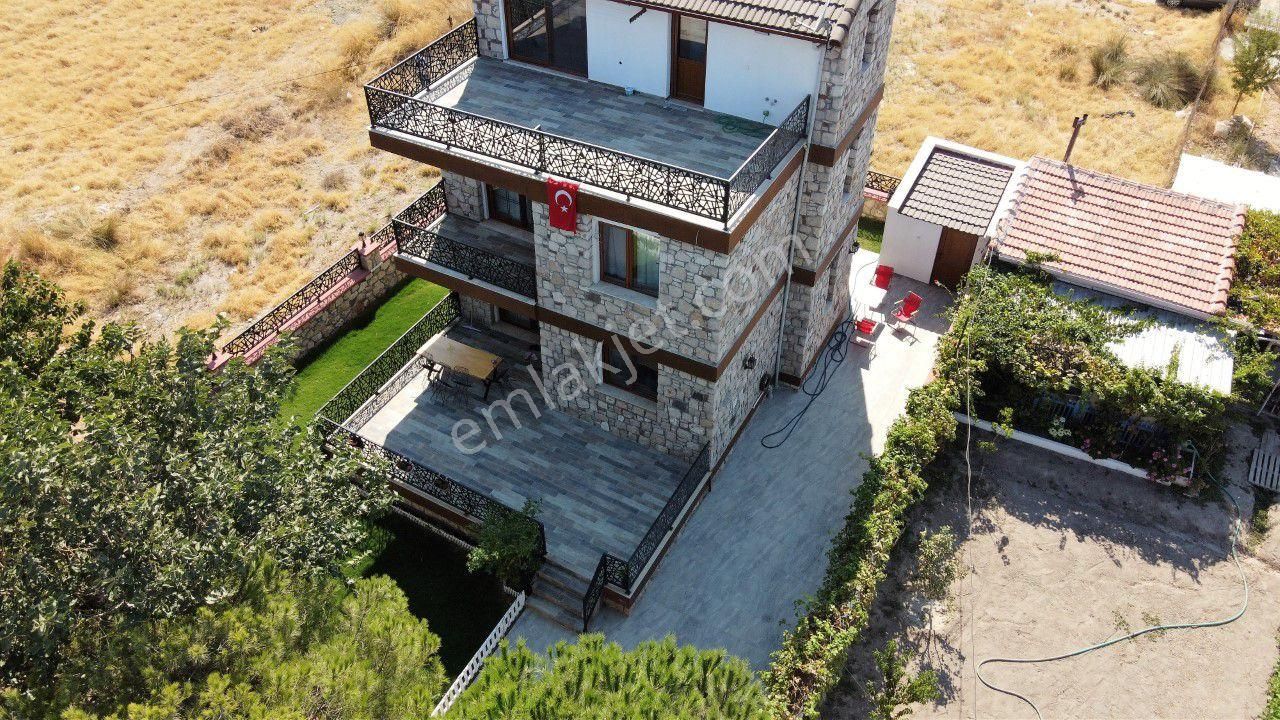 Karaburun Mordoğan Satılık Villa Mordoğan Barış Emlaktan Satılık Triplex Taş Villa