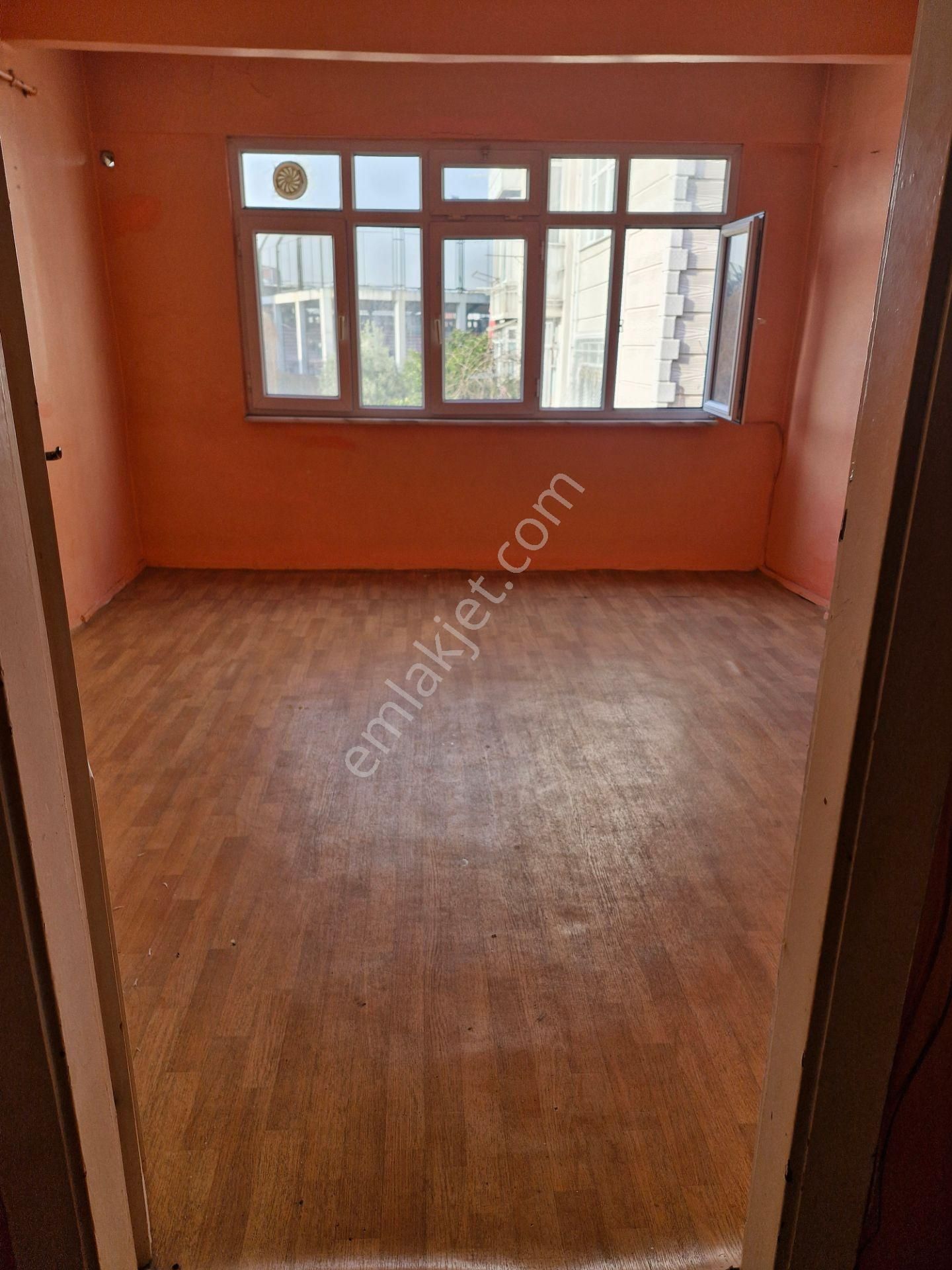 Fatih Karagümrük Satılık Daire Akşenden Fatih Vatan Kaymakamlık Civarı 2.kat 100m² 2+1 Kelepir Satılık Daire