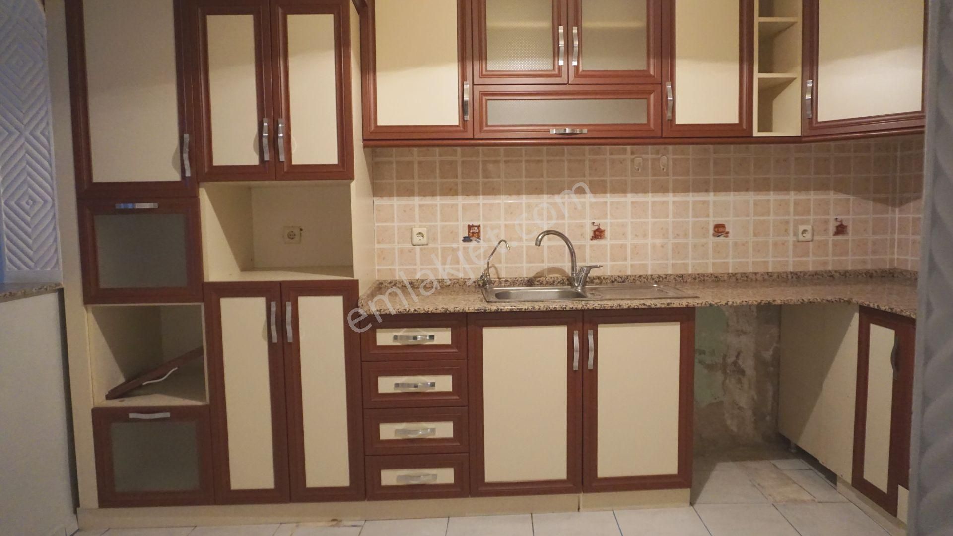 Çiğli Güzeltepe Kiralık Daire Çiğli Güzeltepede Dogalgazlı Kiralık 4+1 Daire Çiğli Serkan Dan