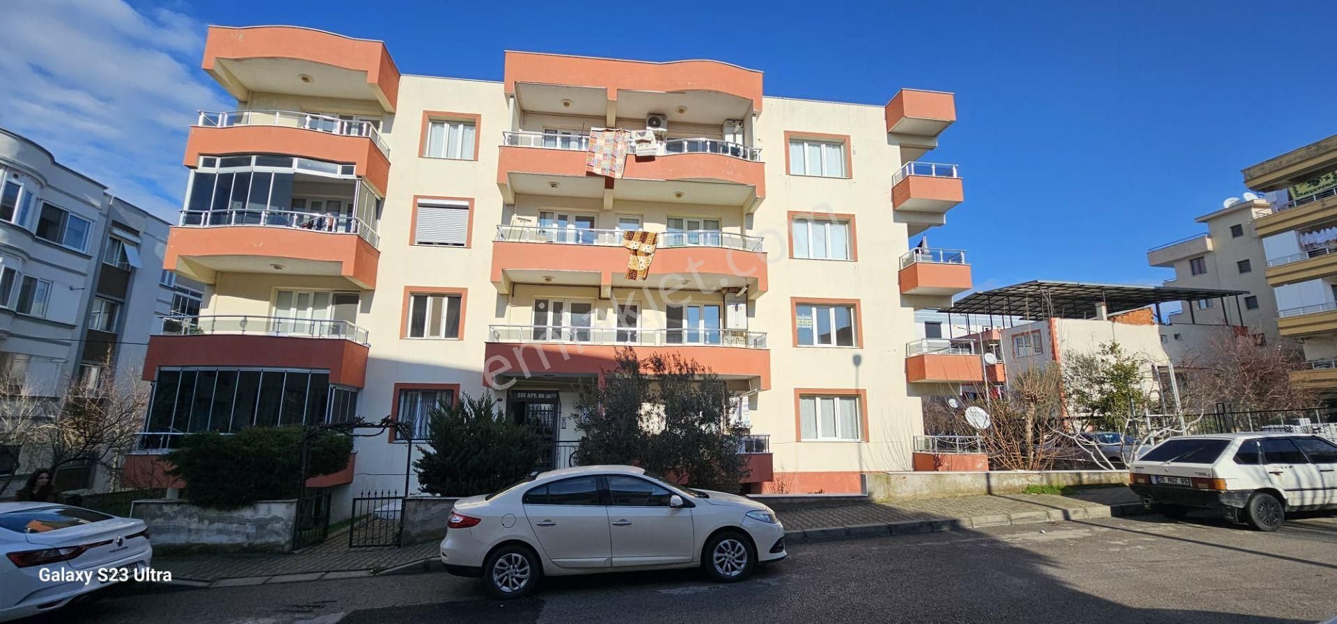 Aliağa Yeni Kiralık Daire Yeni Mah Merkezde 3+1 Doğalgaz Kombili Daire