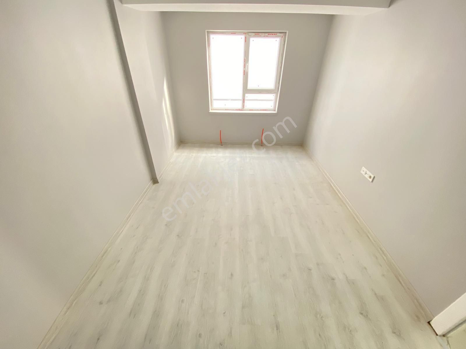 Sincan Fevzi Çakmak Kiralık Daire Ara Kat Ön Cehpe 3+1