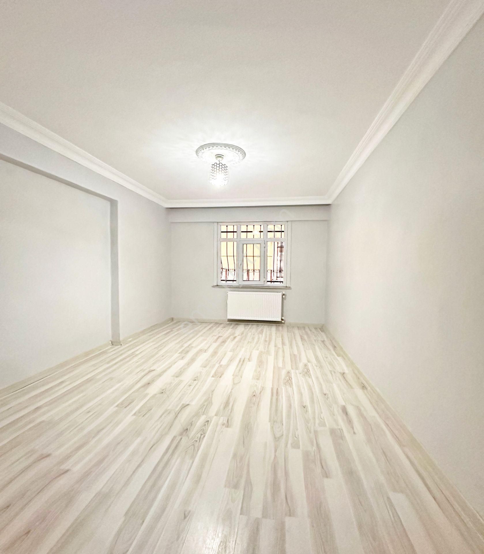 Esenyurt İstiklal Satılık Daire Esenyurt İstiklal Mah. 2+1 Satılık Daire