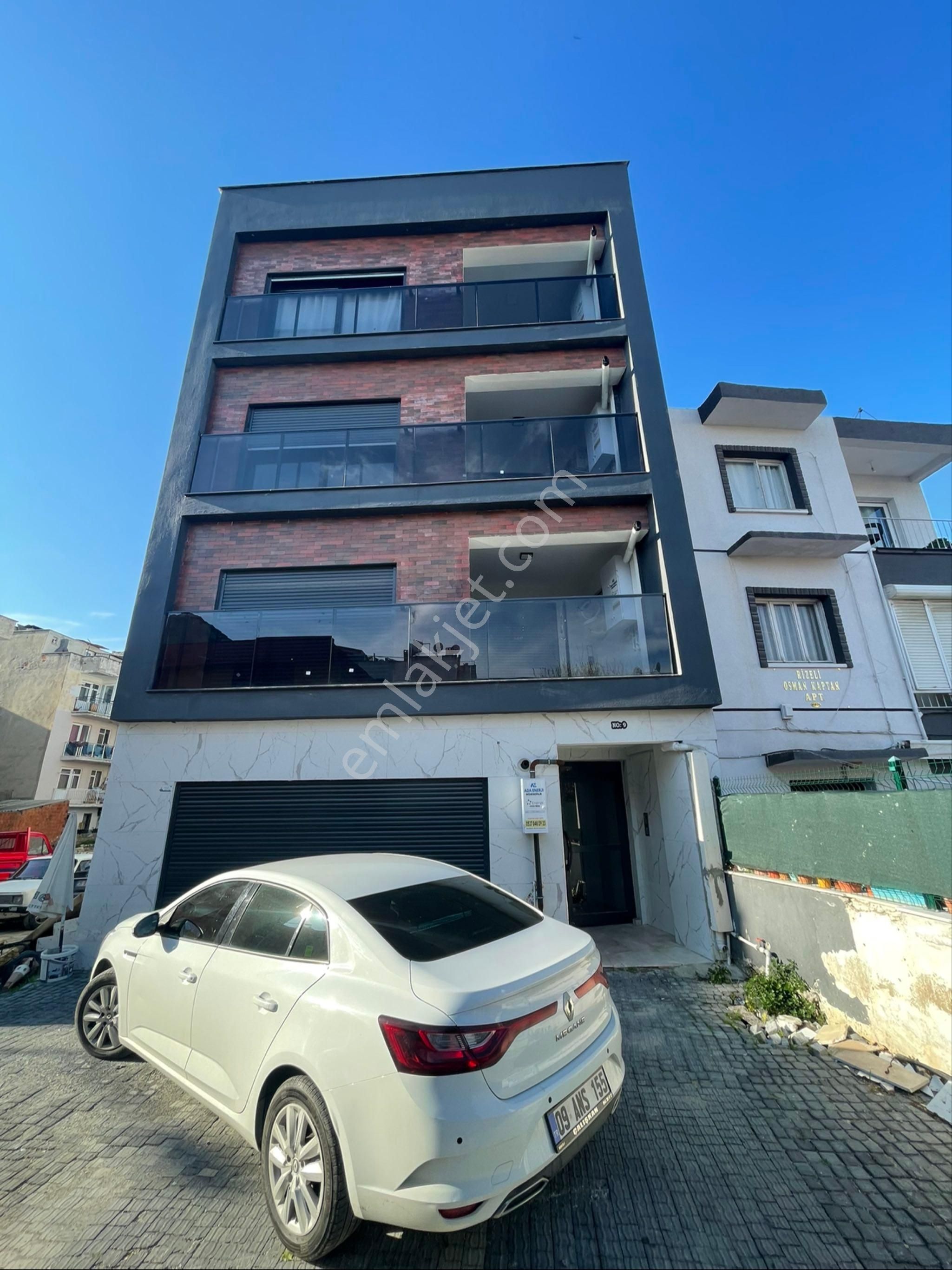 Kuşadası Türkmen Satılık Daire Sahile 250 Mt Sıfır 1+1 Satılık Daire