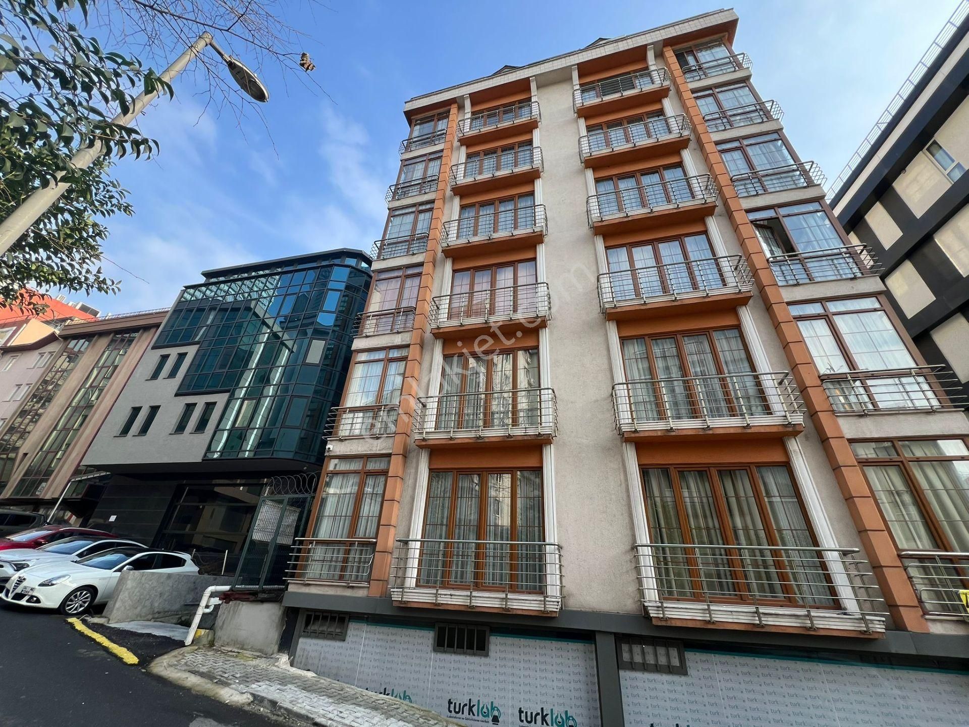 Şişli Fulya Denize Yakın Kiralık Daire Beşiktaş, Gayrettepe'de Kiralık Eşyalı 1+1 Daire