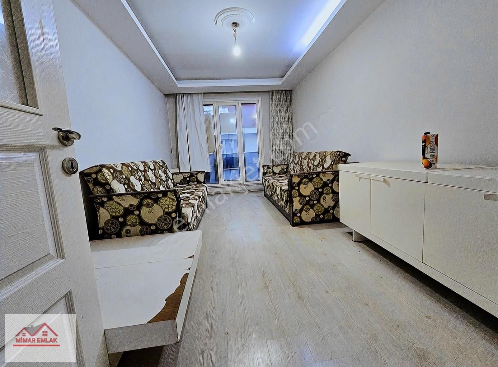 Küçükçekmece Mehmet Akif Satılık Daire M. Akifte Aciil Satılık 3+3 160m² Çatısı Yükseltmiş Dubleks