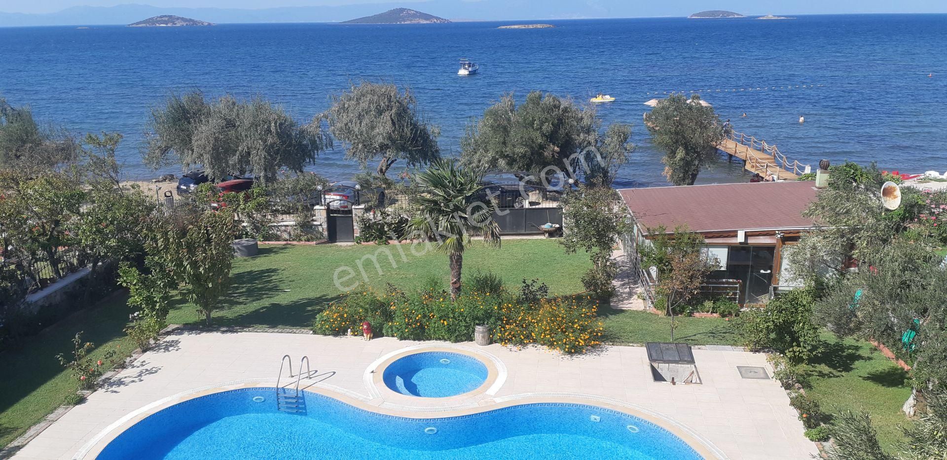 Ayvalık Sakarya Satılık Villa Balıkesir Ayvalık Ta Satılık Muhtesem Villa.denize Sıfır