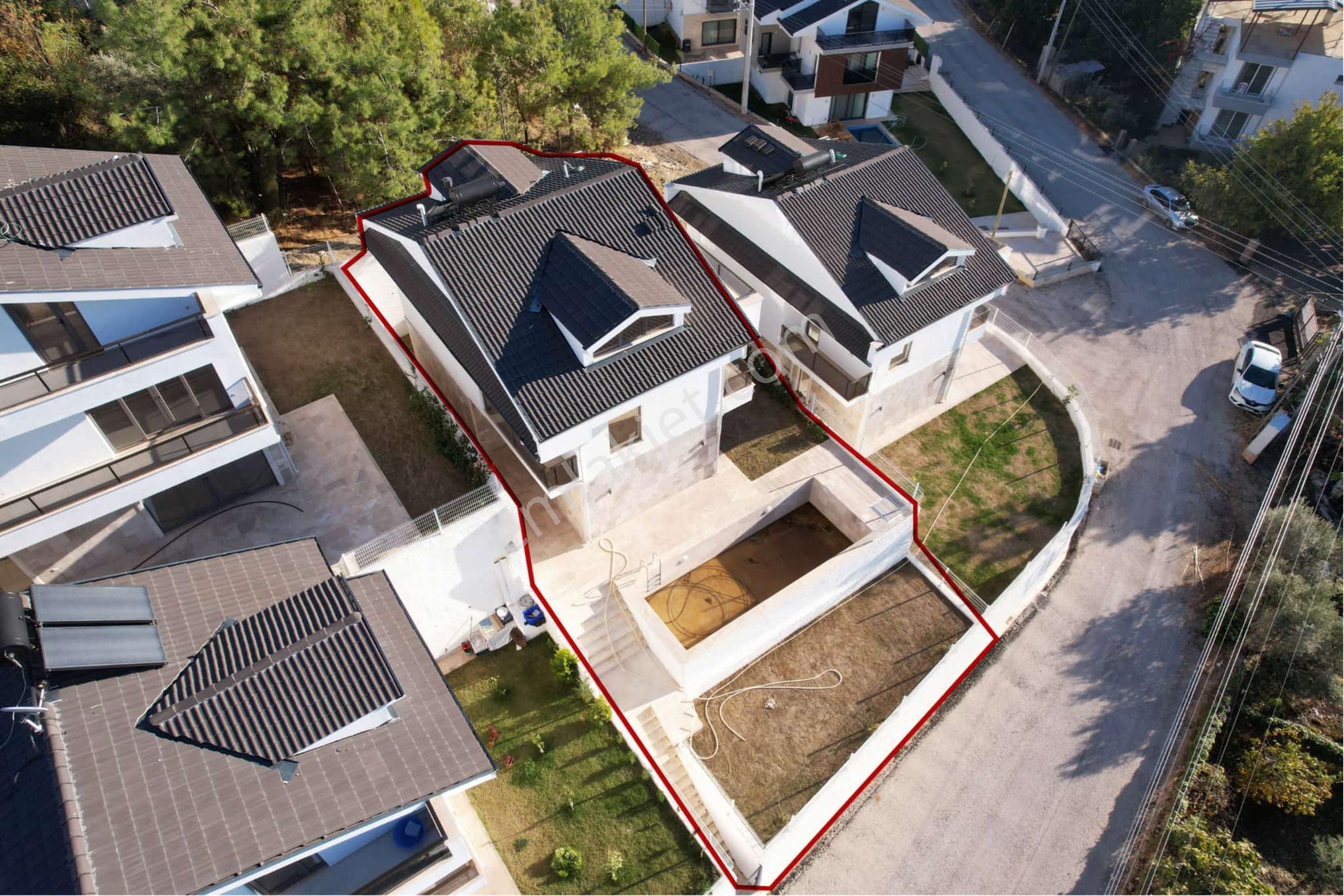 Fethiye Kargı Satılık Villa Fethiye Kargıda 300 M2 Arsa İçinde 4+1 Müstakil Satılık Villa