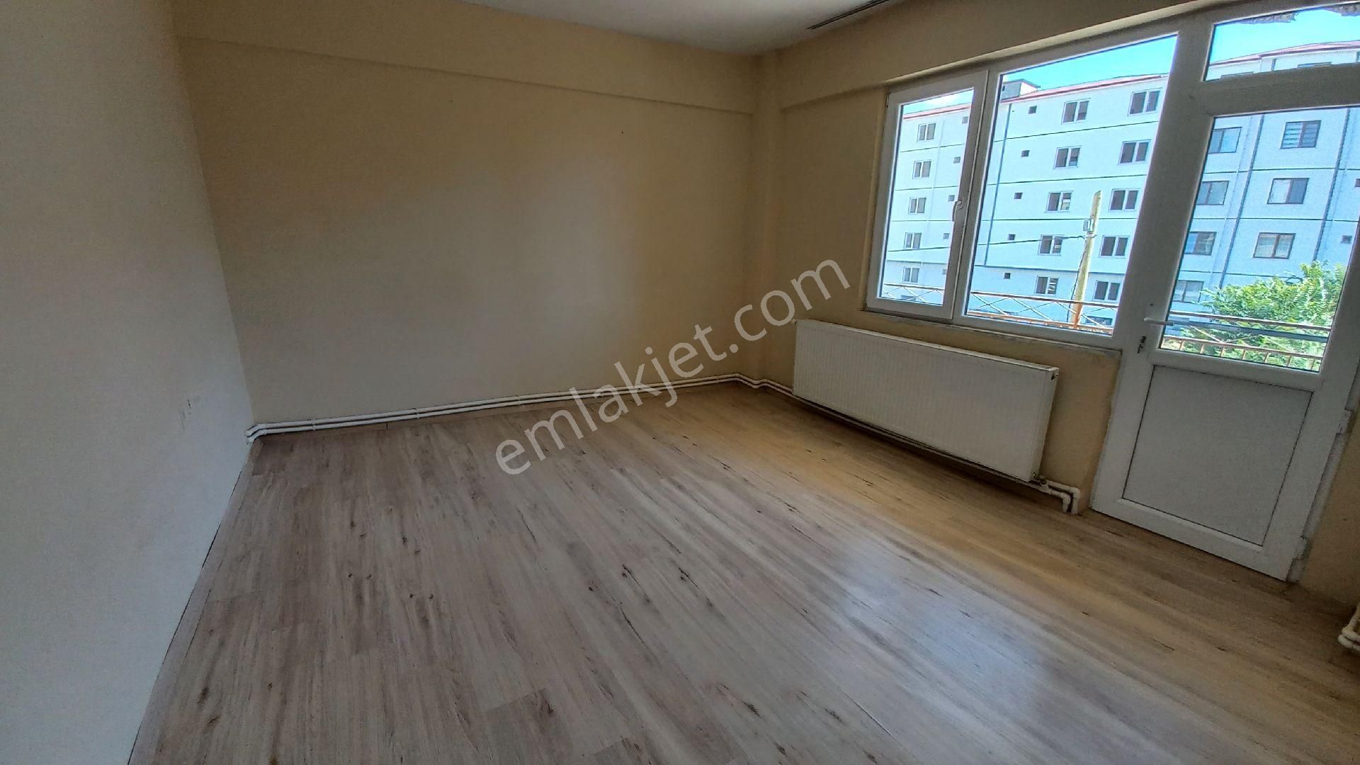 Edirne Merkez Abdurrahman Kiralık Daire Aile Apartmanında Kiralık Geniş Daire