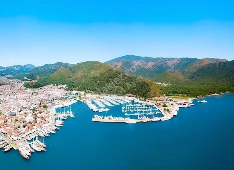 Muğla Marmaris Kiralık Bina Kiralık 23 Odalı Personel Binası