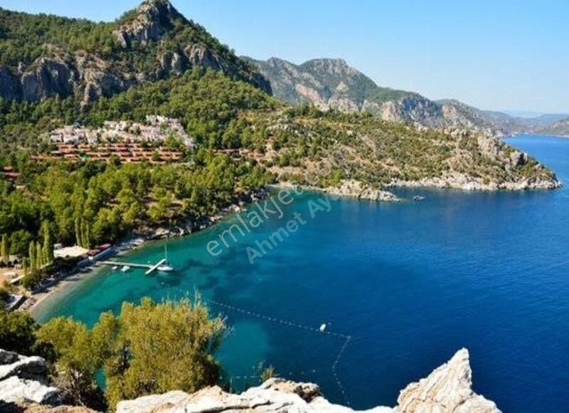 Marmaris Turunç Satılık Villa Marmaris Turunç'ta Deniz Manzaralı Sıfır Havuzlu Satılık Villa