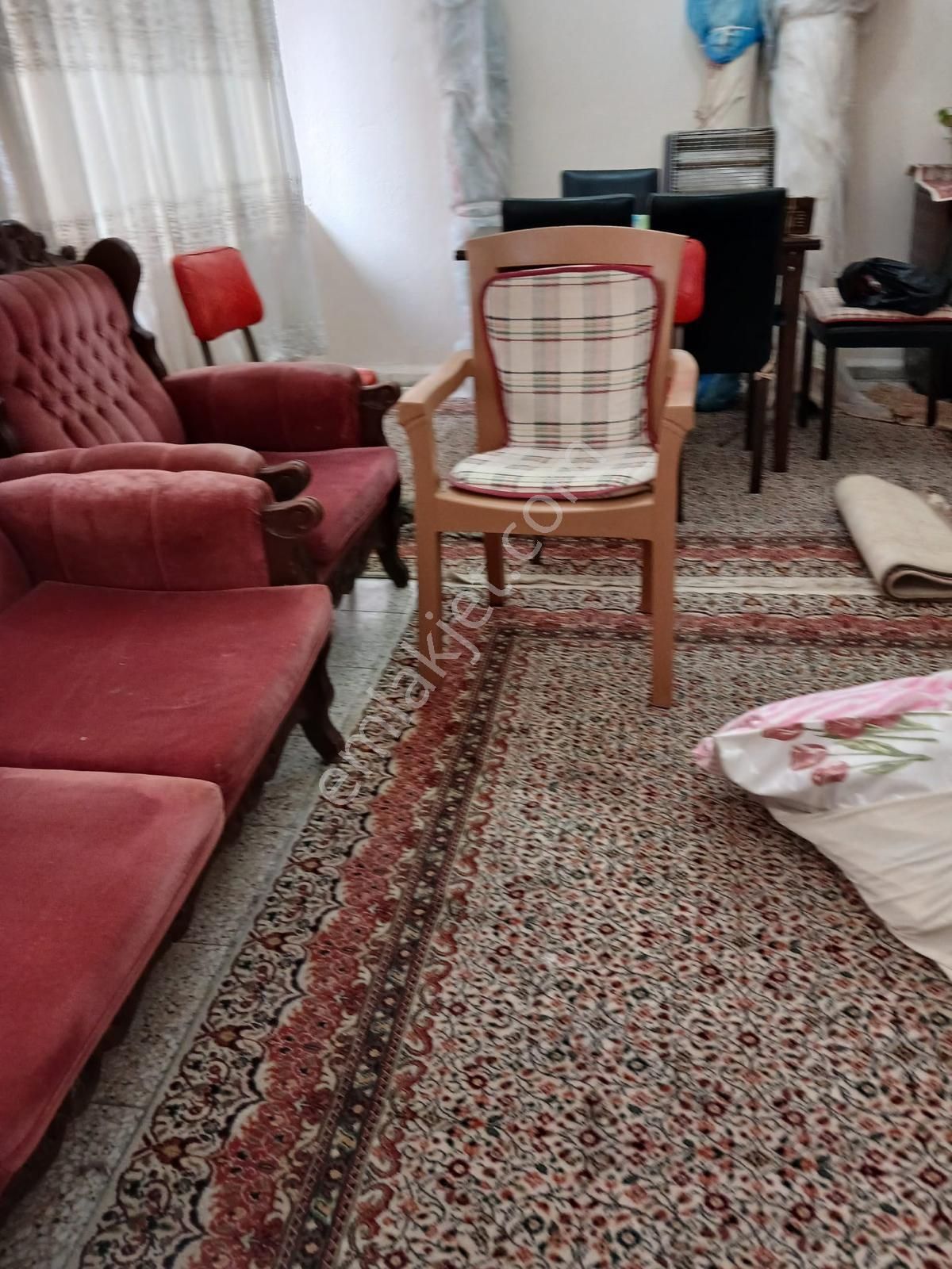 Çarşı İçinde Altıntaş Mahallesi'nde Satılık Kelepir Süper Fırsat 2+1 Daire - Görsel 3