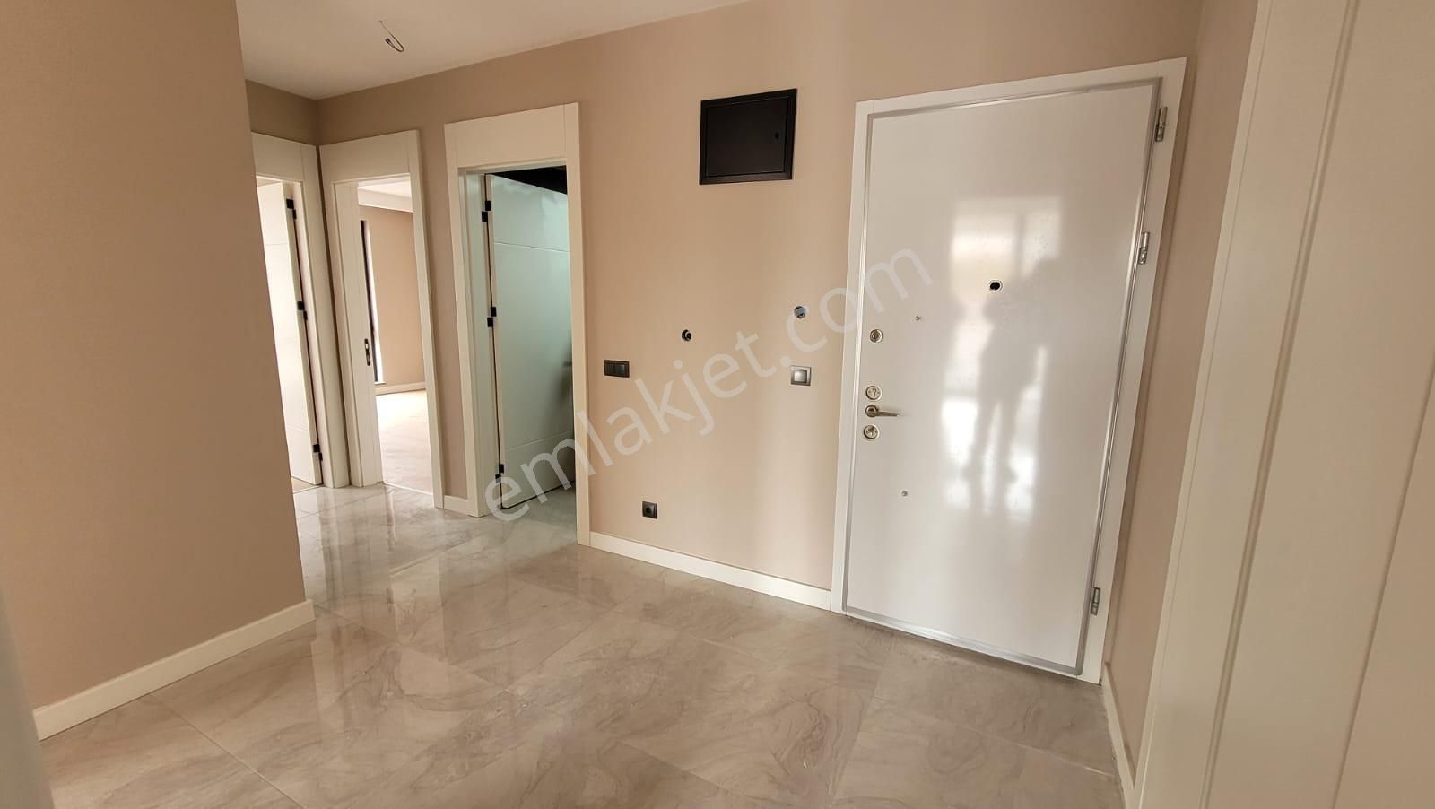 Biensten Yaşamkentte 2+1 Bağımsız Mutfak 100m2 Site İçerisinde