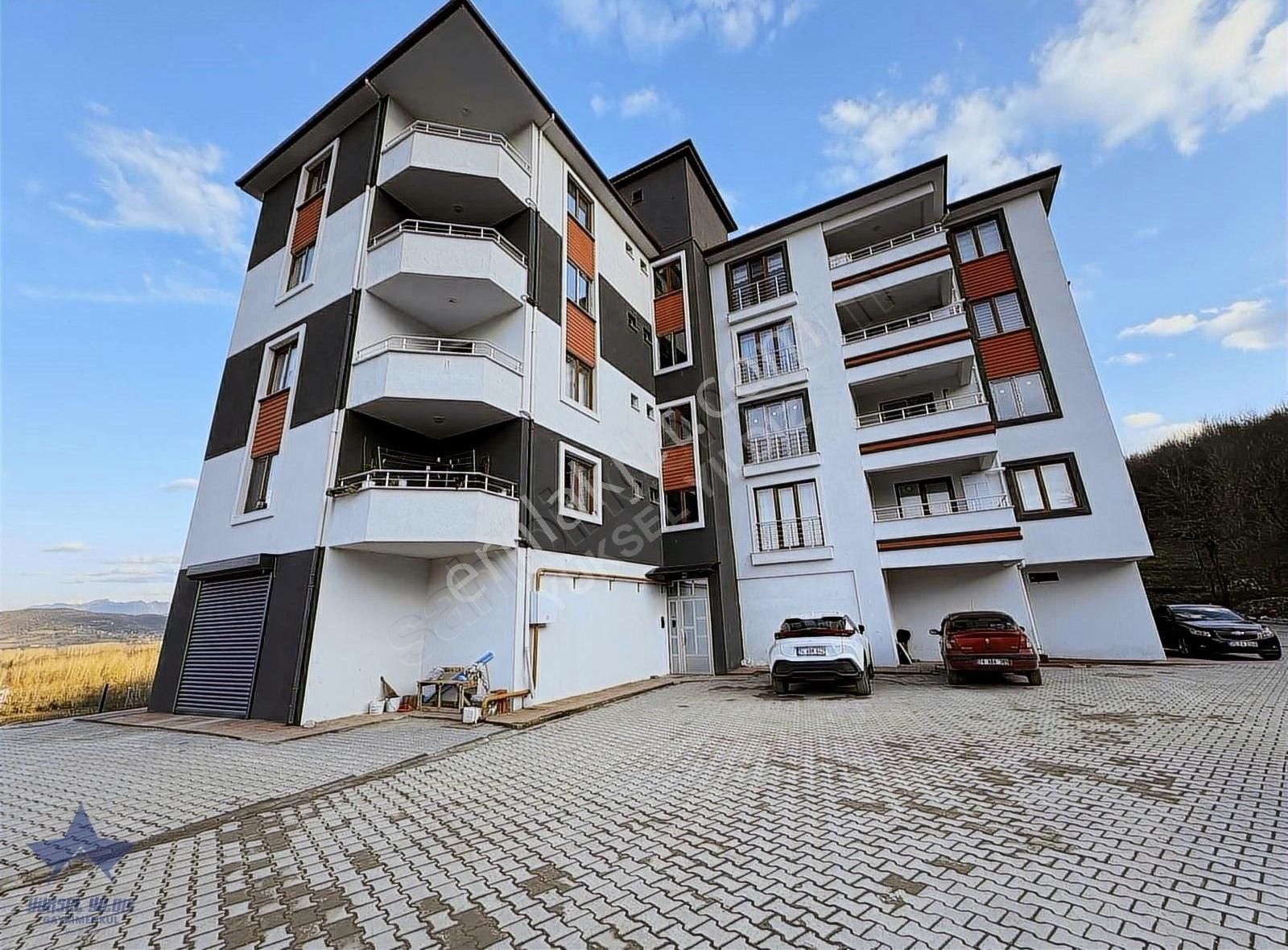 Bartın Merkez Çaydüzü Satılık Daire 2+1 85 M2 Full Sıfır Eşyalı Kapalı Otoparklı Satılık Daire