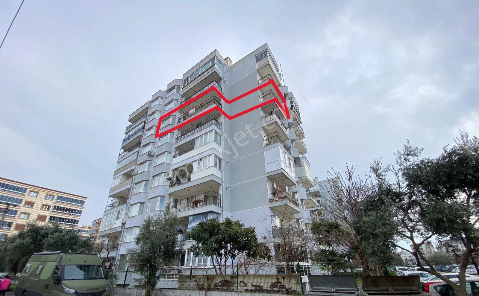 Torbalı Torbalı Site İçerisinde Kiralık Daire Torbalı Mah Site İçerisinde Kiralık Ara Kat 3+1 Daire