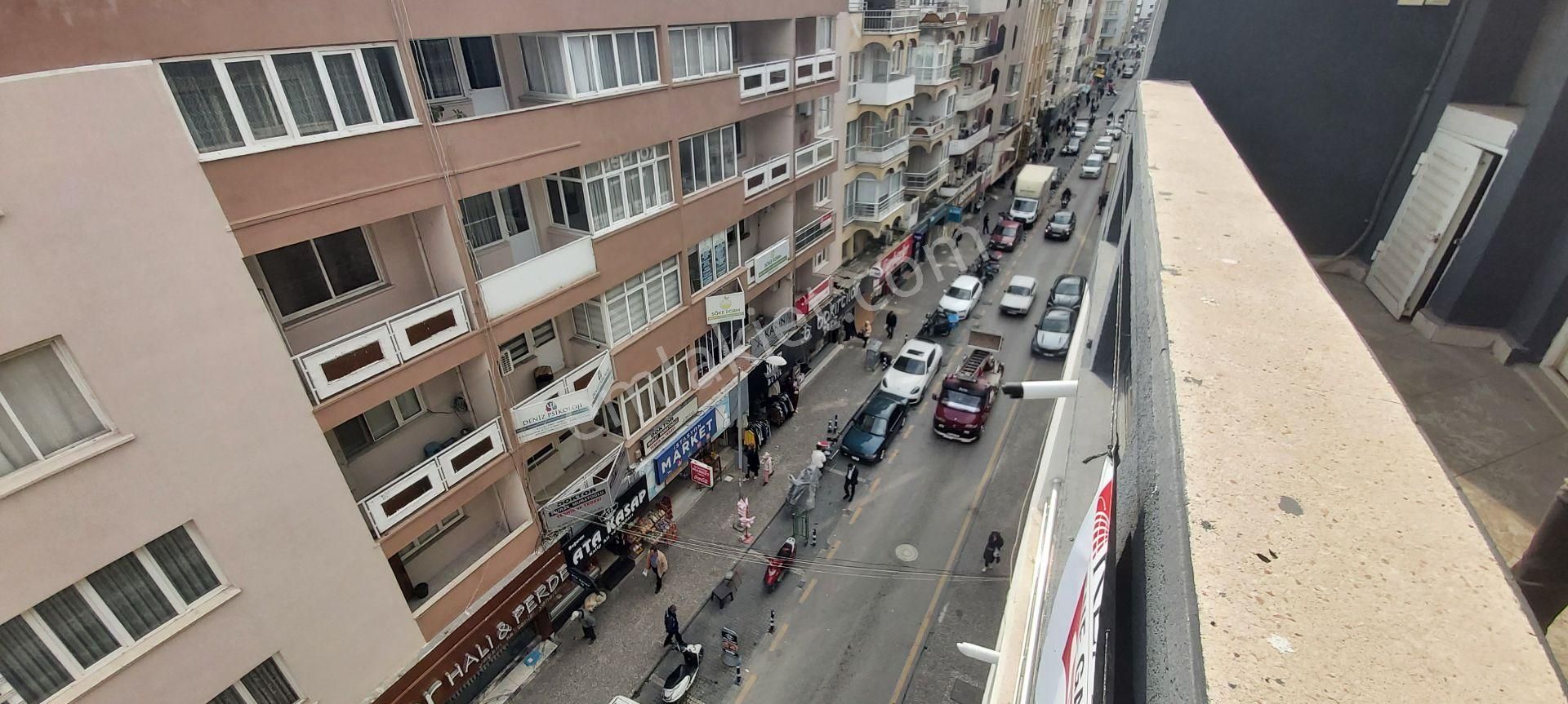 Söke Konak Satılık Daire Rw Priene'den İstasyon Caddesinde 230m²bürüt Alanı Olan Daire