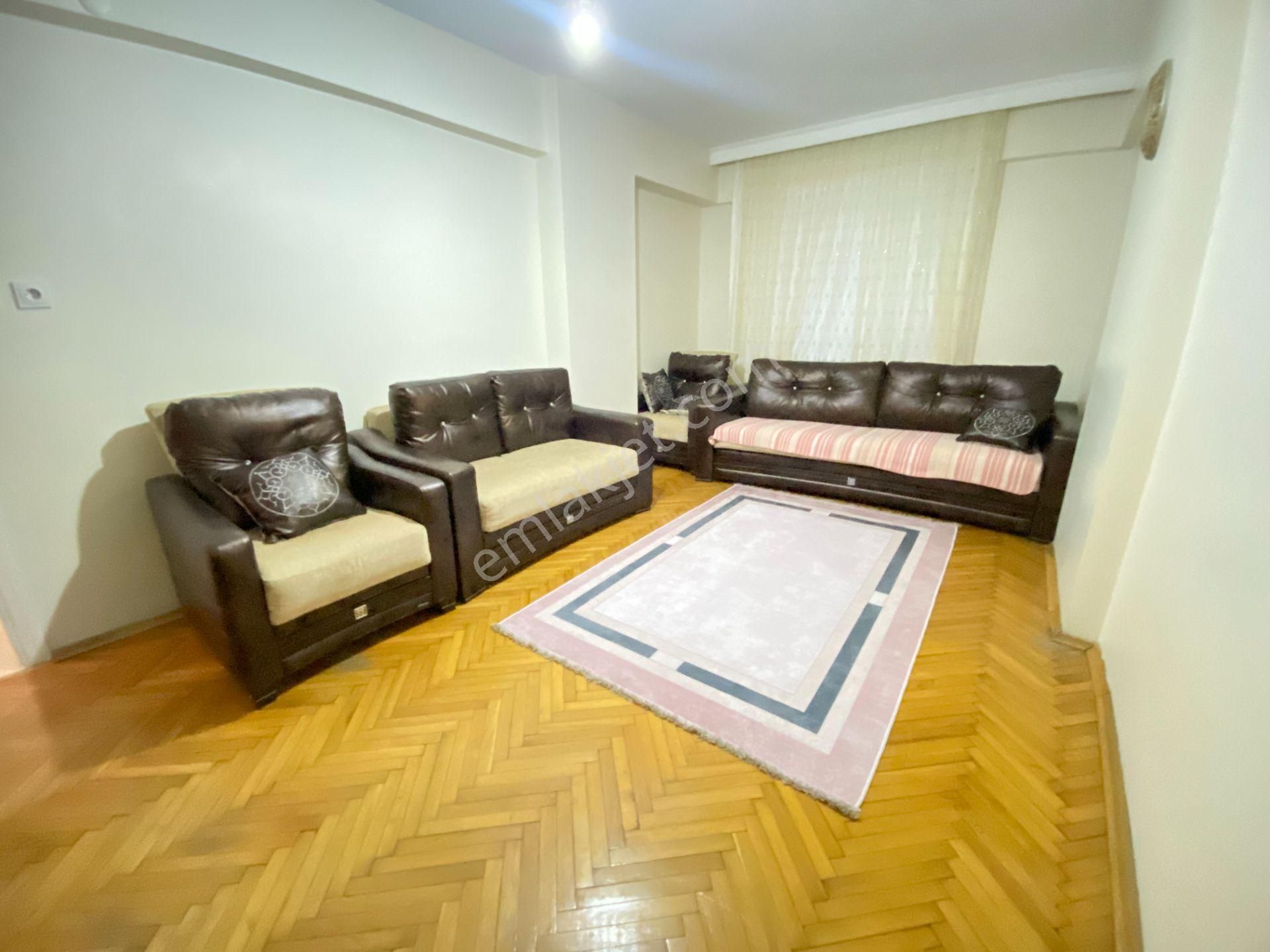 Avcılar Üniversite Kiralık Daire Avcılar Üniversite Mah. Metrobüse Yakın 3+1 Eşyalı Kiralık Daire