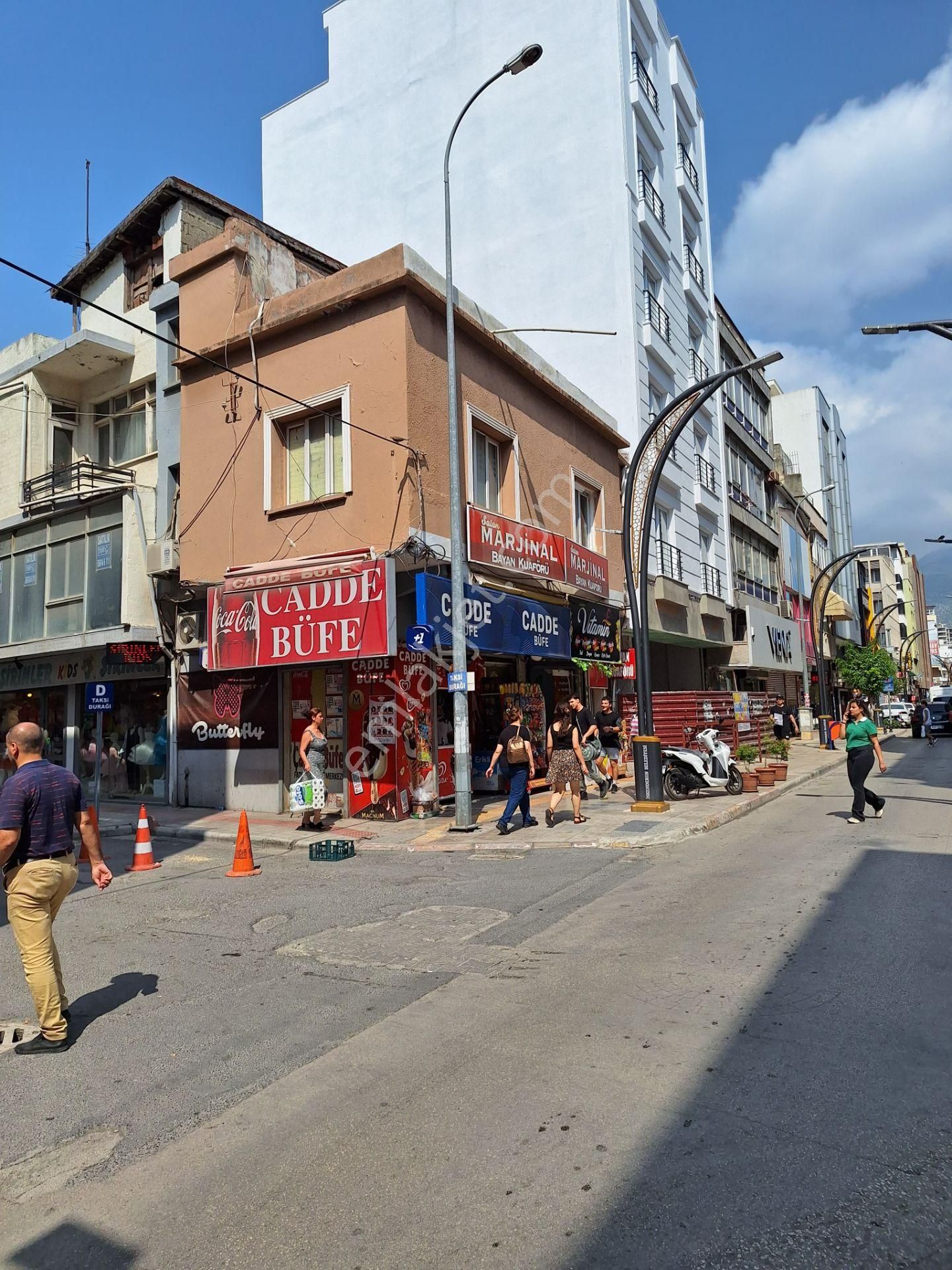 Doktorlar Caddesinde Satılık Köşe Başı Bina - Görsel 4