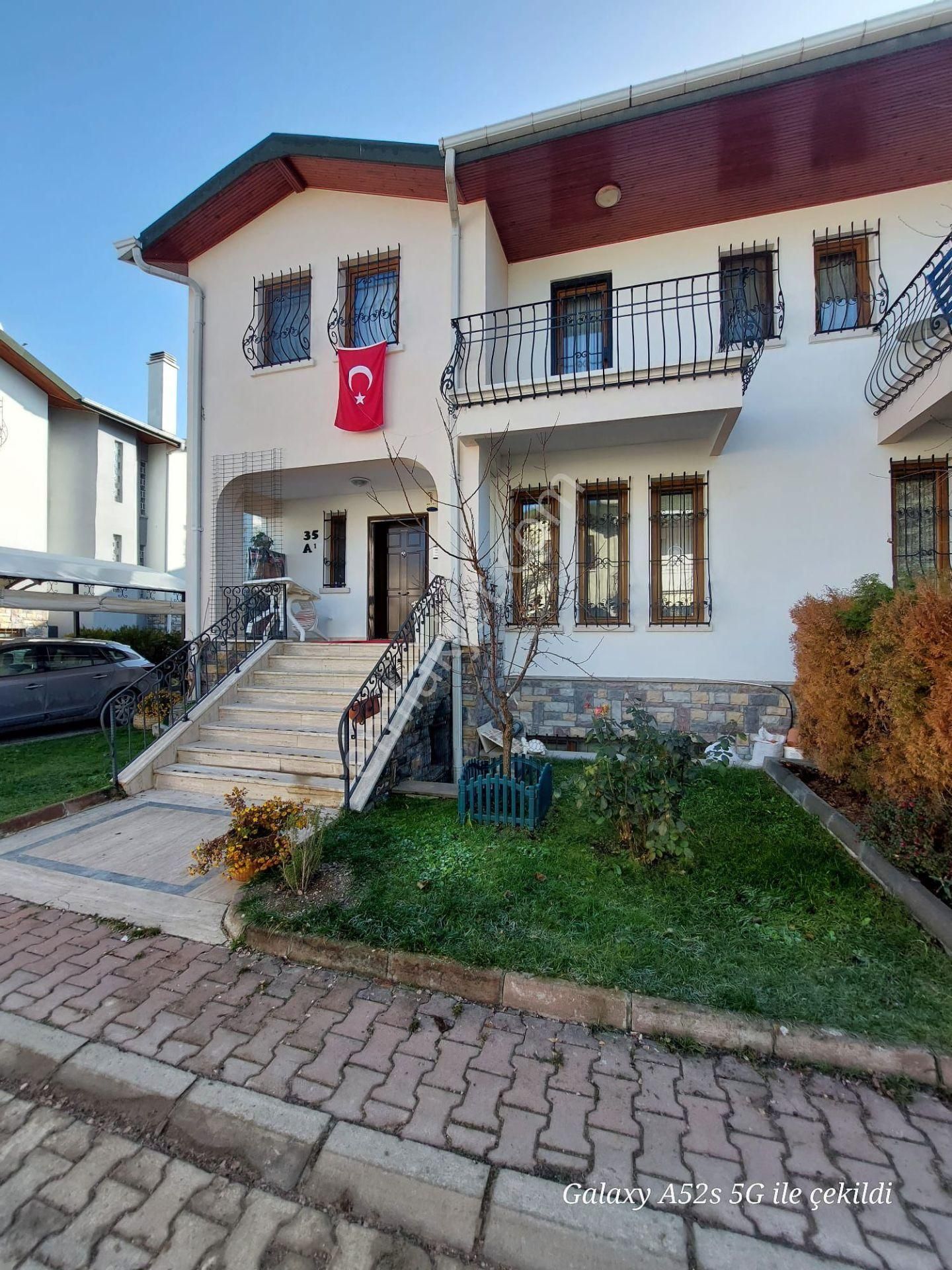 Çankaya Dodurga Satılık Villa Çayyolu Türkkonut Dodurga'da 4+2 Satılık Tripleks Villa