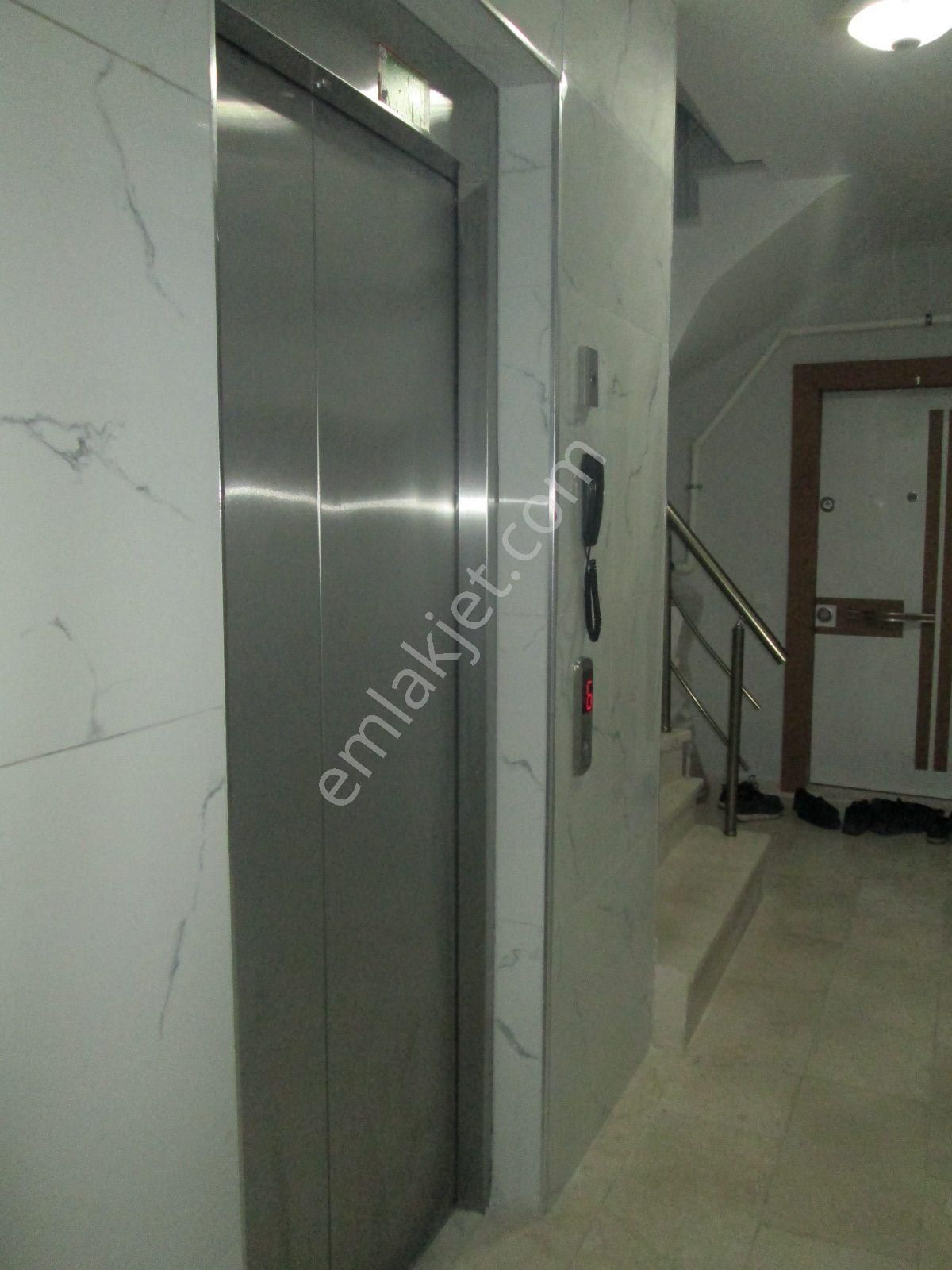 Bahçelievler Yayla Ulubatlı,da 5+2 Yeni Satılık Dublex Daire - Görsel 4