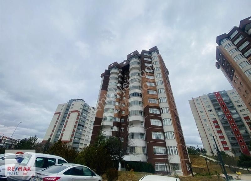 Yenimahalle Ostim OSB Satılık Daire Batıkent Safirkent Sitesi'nde 3+1 Satılık Daire