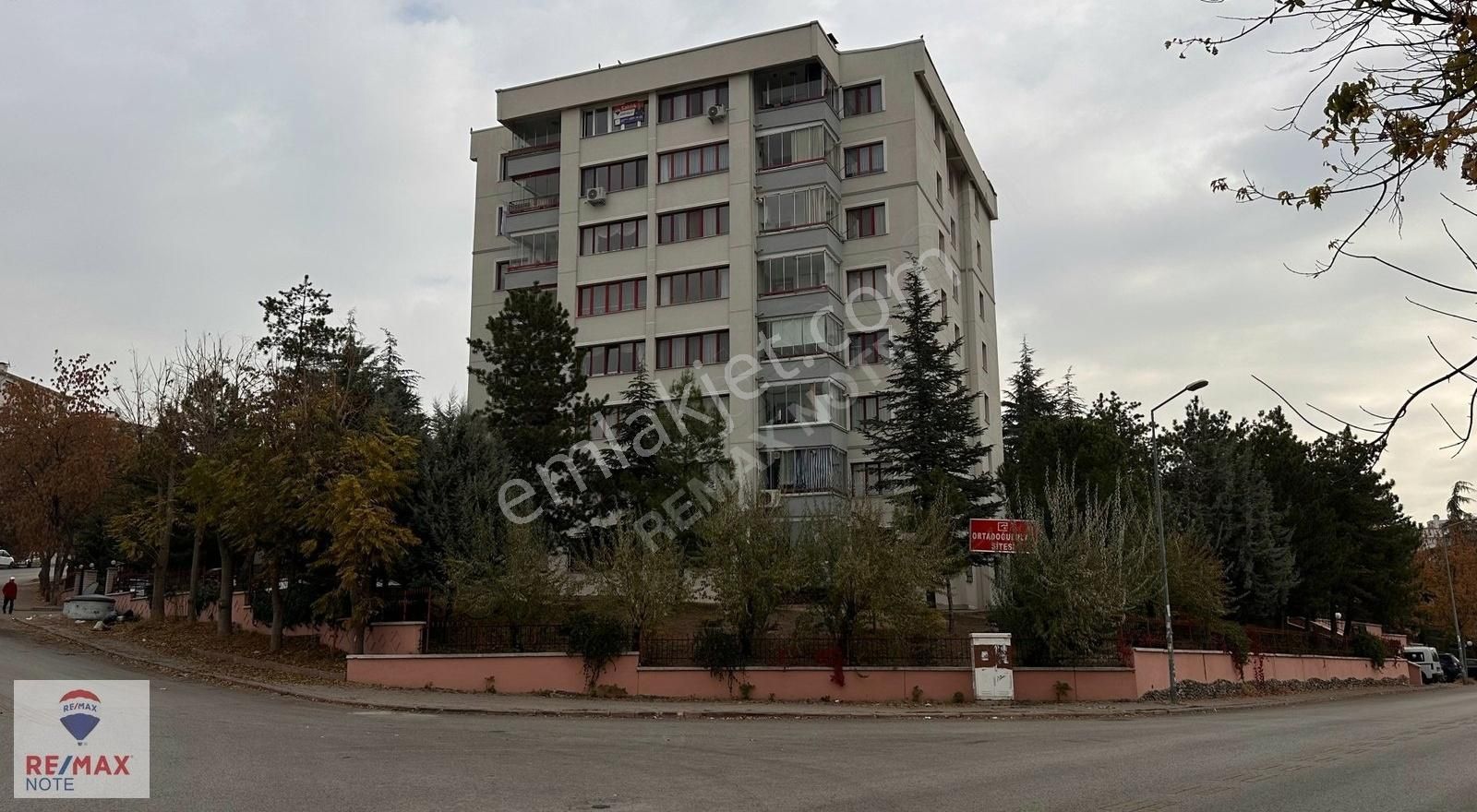 Yenimahalle Kardelen Satılık Daire Batıkent Kardelen Mah. Odtülüler Sitesi 3+1 Satılık Daire