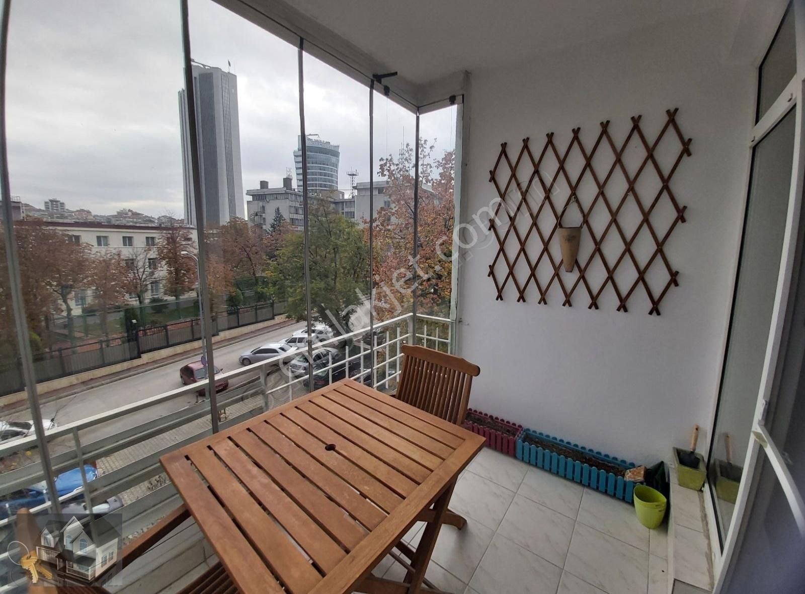 Çankaya Kavaklıdere Kiralık Daire Paris Caddesi' Nde Elçilikler Yakınında Eşyalı 2 + 1