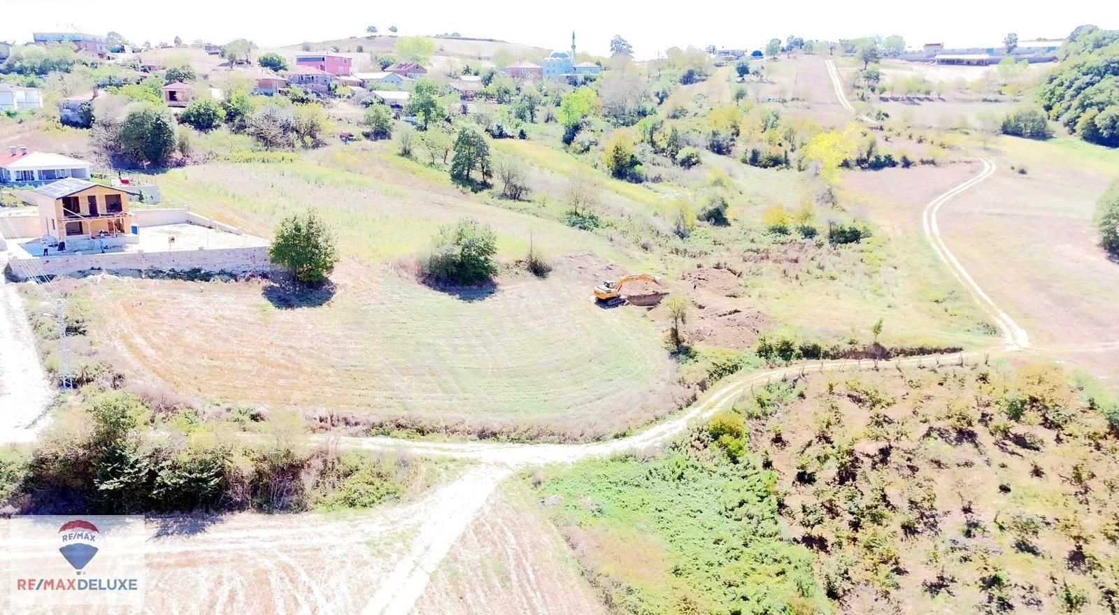 Derince Geredeli Satılık Konut İmarlı 890 M2 Konut İmarlı Arsa