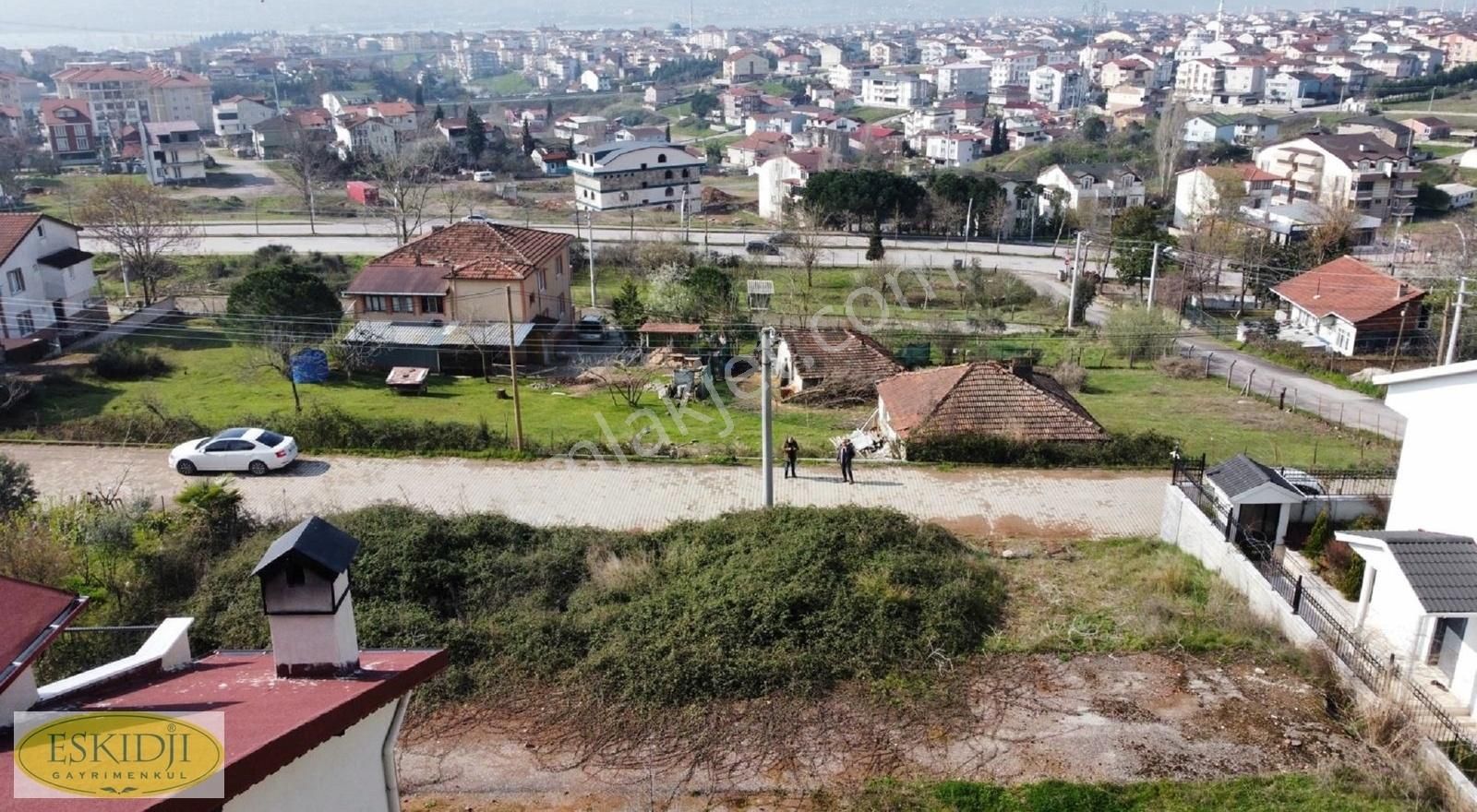 Derince Çınarlı Satılık Konut İmarlı Eskidjiden Çınarlı Mahallesinde Satılık Güney Cepheli Arsa,