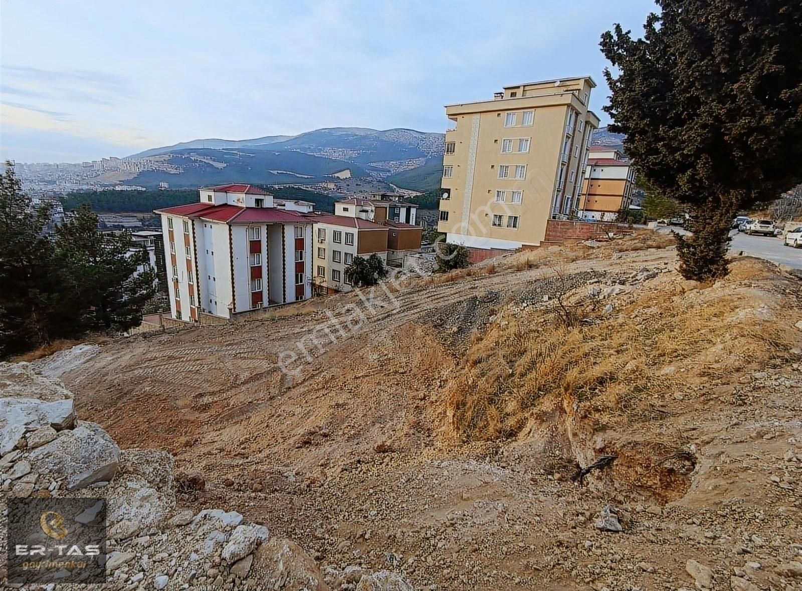 Dulkadiroğlu Bayazıtlı Satılık Konut İmarlı Ertaş Tan Alıç Seki Altı Hünkar Düğün Salonu Üstü Satılık Arsa