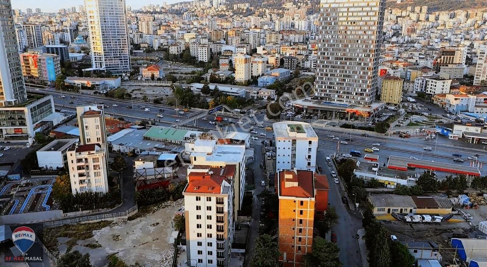 Kartal Yalı Satılık Daire Kartal Yalı Mahallesi E-5 Metro Yanı Satılık 2+1 Sıfır Daire