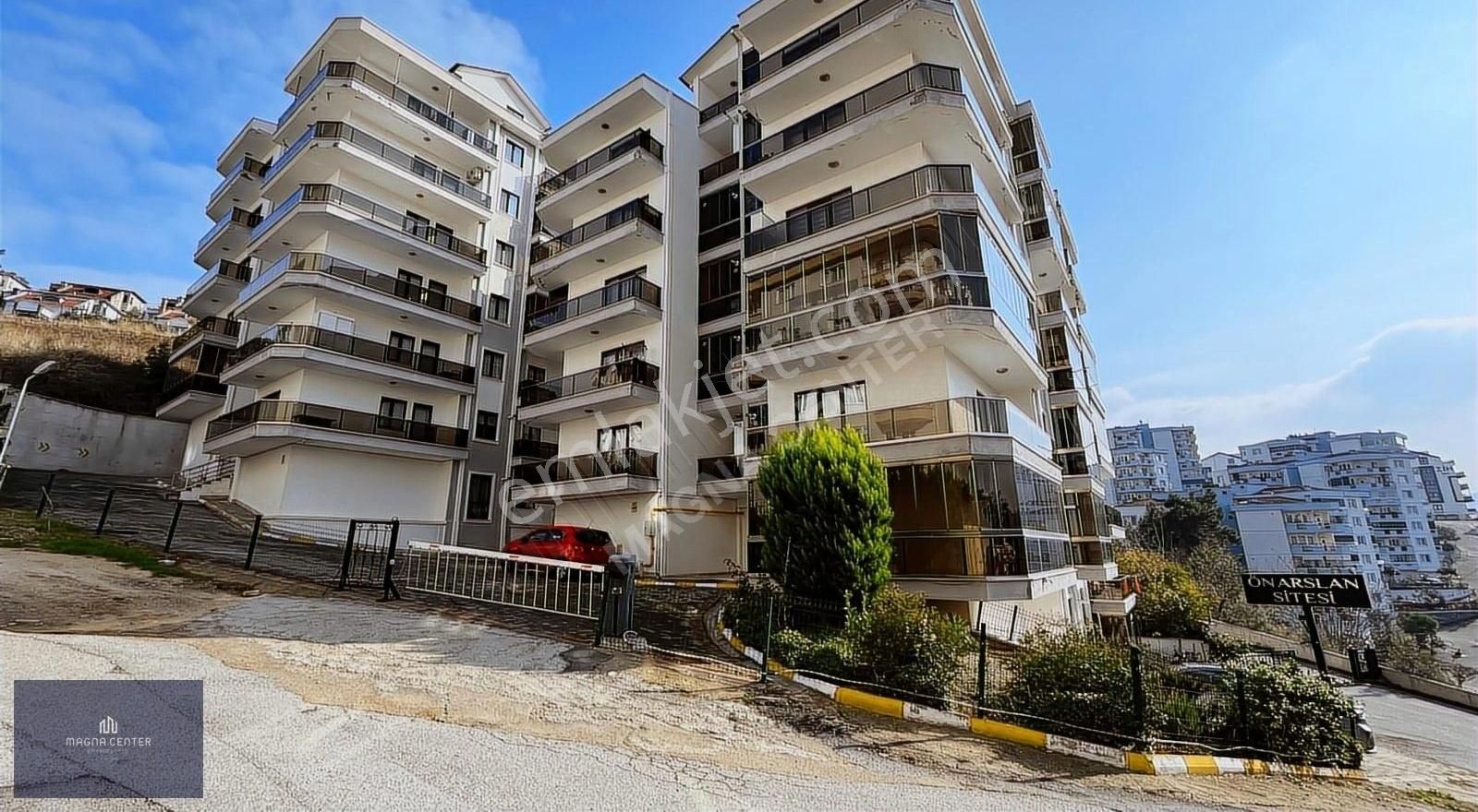 Mudanya Güzelyalı Burgaz Satılık Daire Magna Center'dan Mudanya'da Satılık 3+1 Daire