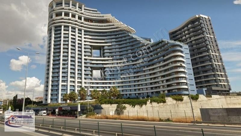 Zeytinburnu Kazlıçeşme Satılık Dükkan & Mağaza Zeytinburnu Ottomare Kennedy Cad. Cepheli 140m2 Dükkan