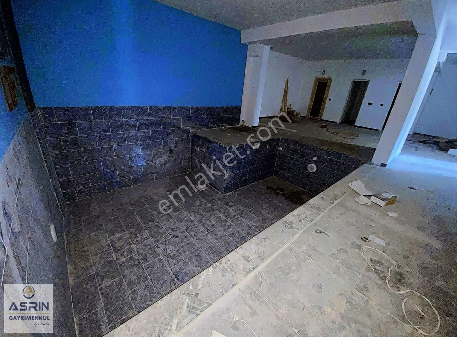 Kuşadası İkiçeşmelik Satılık Daire 1+1 Bahçeli Loft Daire