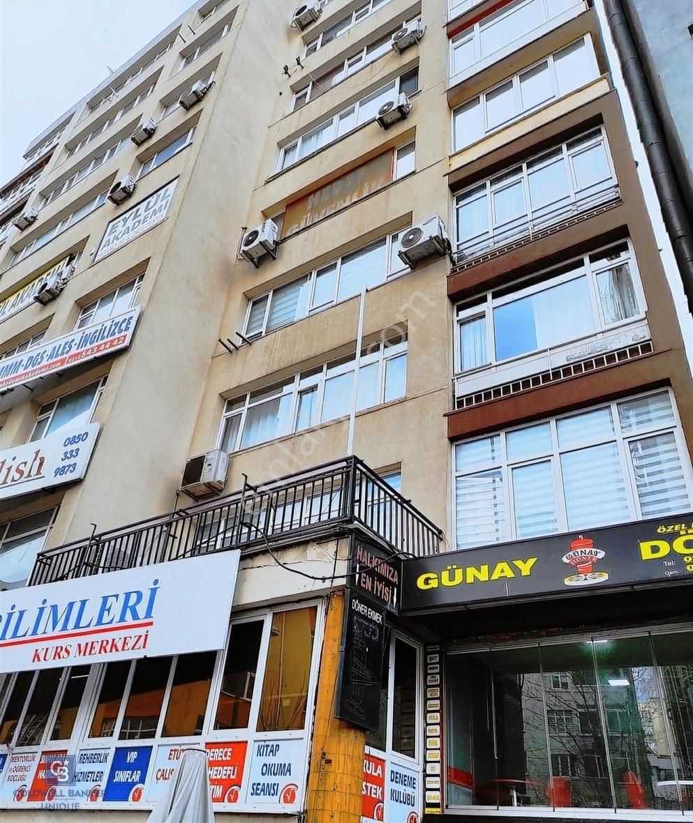 Şişli Mecidiyeköy Kiralık Ofis Mecidiyeköy Meydan Tabela Değeri Yüksek Özel Dekorasyon 4+1 Ofis