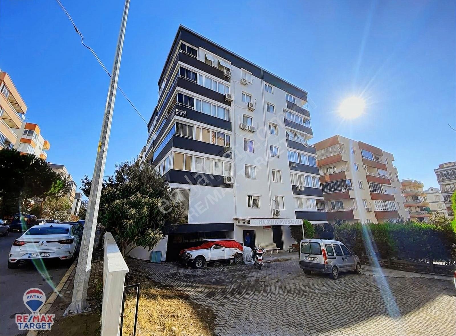 Aliağa Atatürk Satılık Daire Satılık 3+1 Daire Huzur Sitesi, Aliağa İzmir