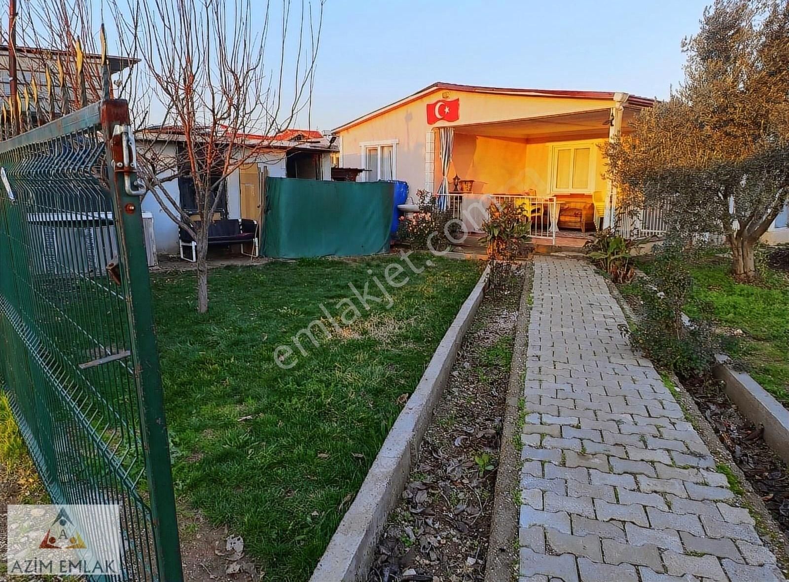 Buca Karacaağaç Satılık Bina Karacaağaçta Satılık 300m² Bahçe