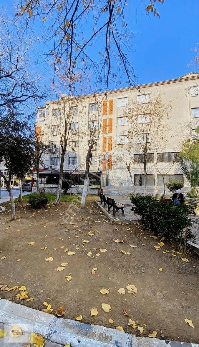 Karabağlar Bahar Kiralık Daire Üçyol Saim Çıkrıkcı Cad. Üzerinde 3+1+teraslı Köşe Kiralık Daire