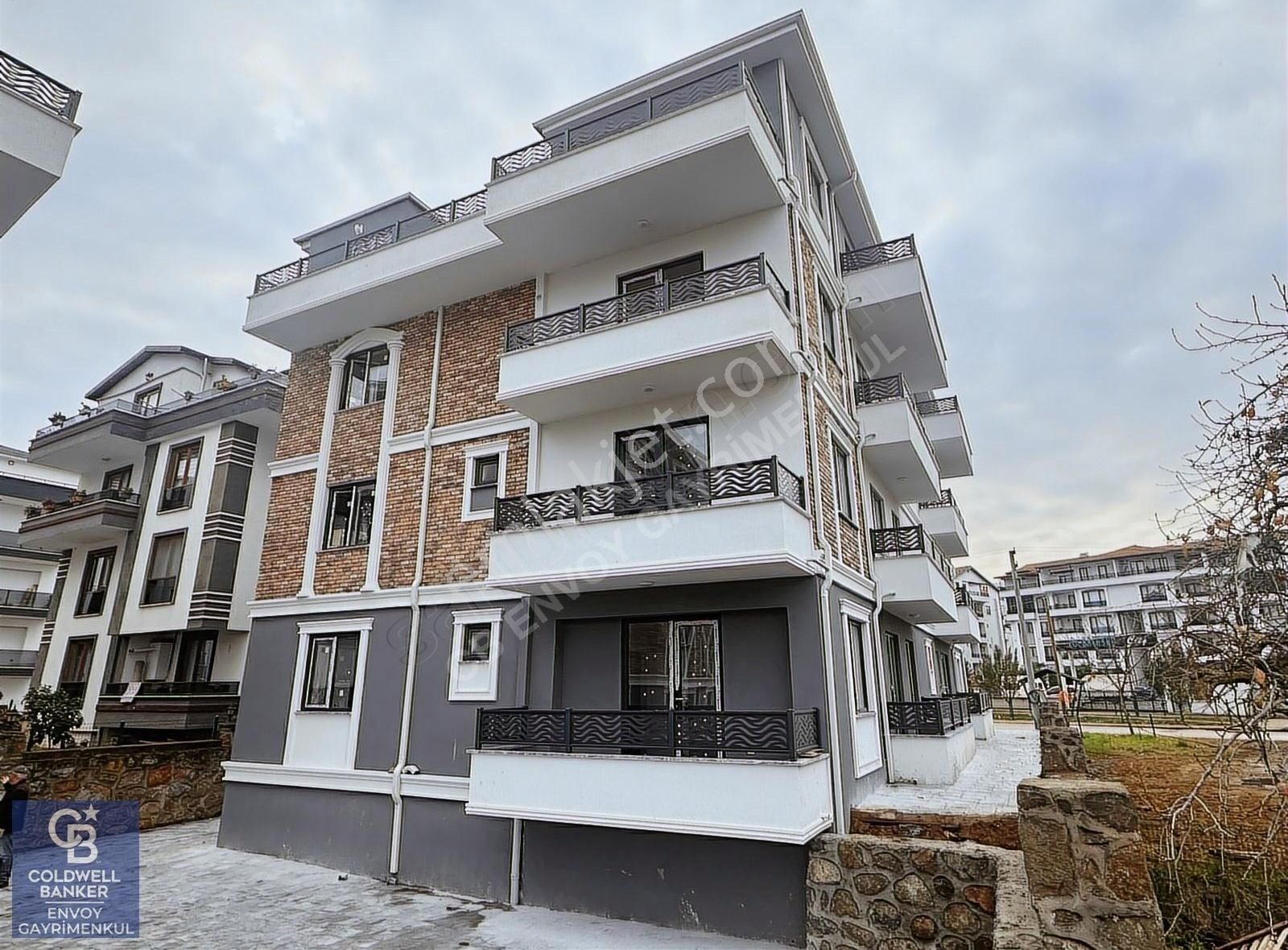 Gölcük İhsaniye Merkez Satılık Daire Cb Envoy'dan Havuzlu Site İçerisinde 2+1 Yüksek Giriş Daire