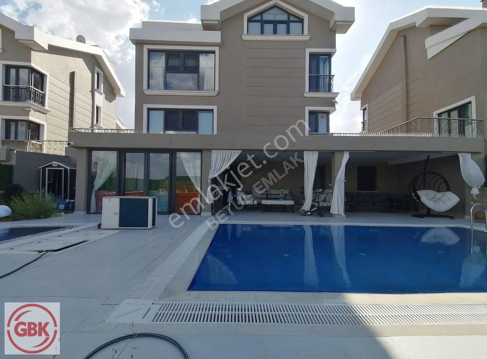 Gölbaşı Karşıyaka Kiralık Villa Gölbaşı Karşıyaka Mah. Lüks Eşyalı, Havuzlu Saunalı Asansörlü