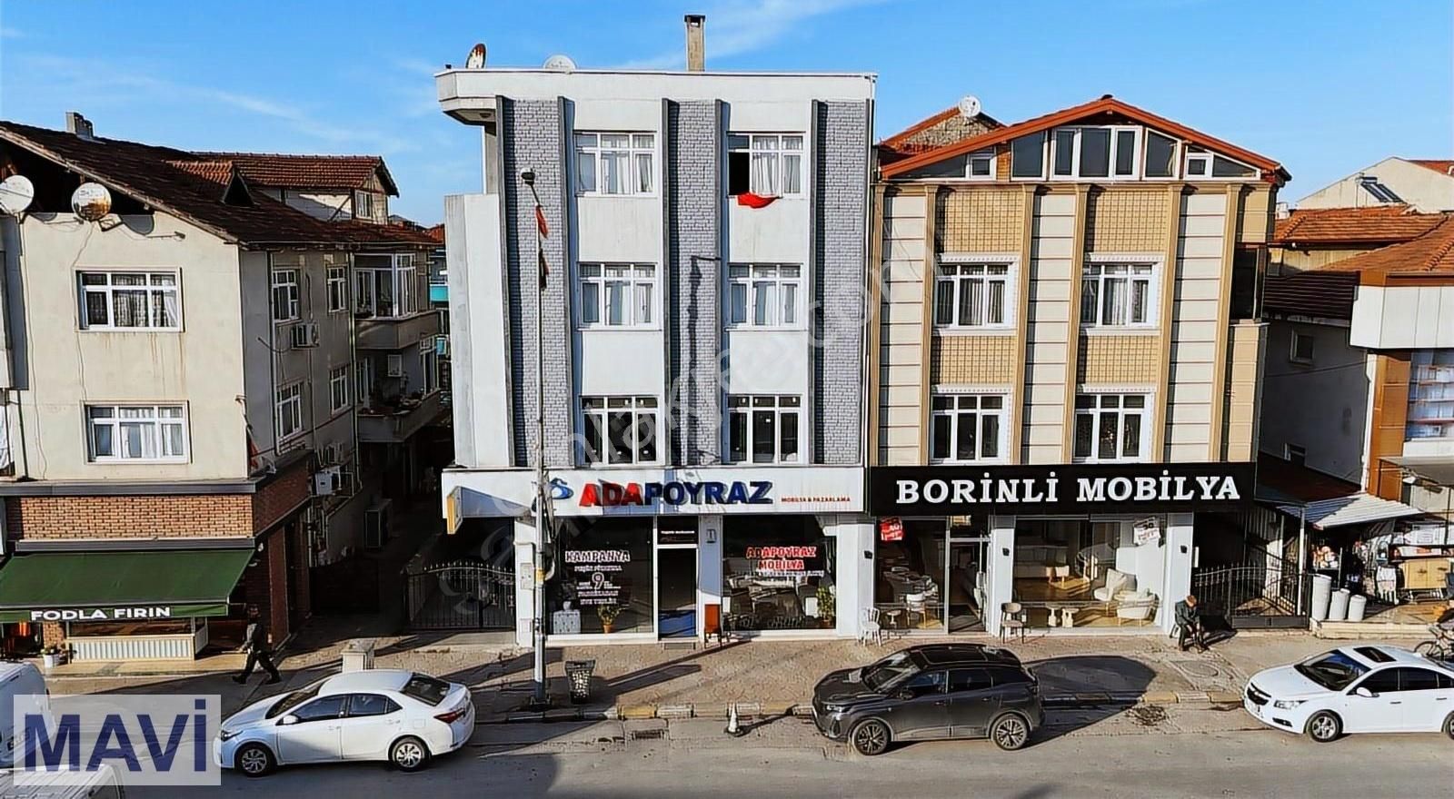 Serdivan Arabacıalanı Satılık Bina Re/max Mavi'den Serdivan Çarkcad. 322 M2 Arsa İçinde Komple Bina