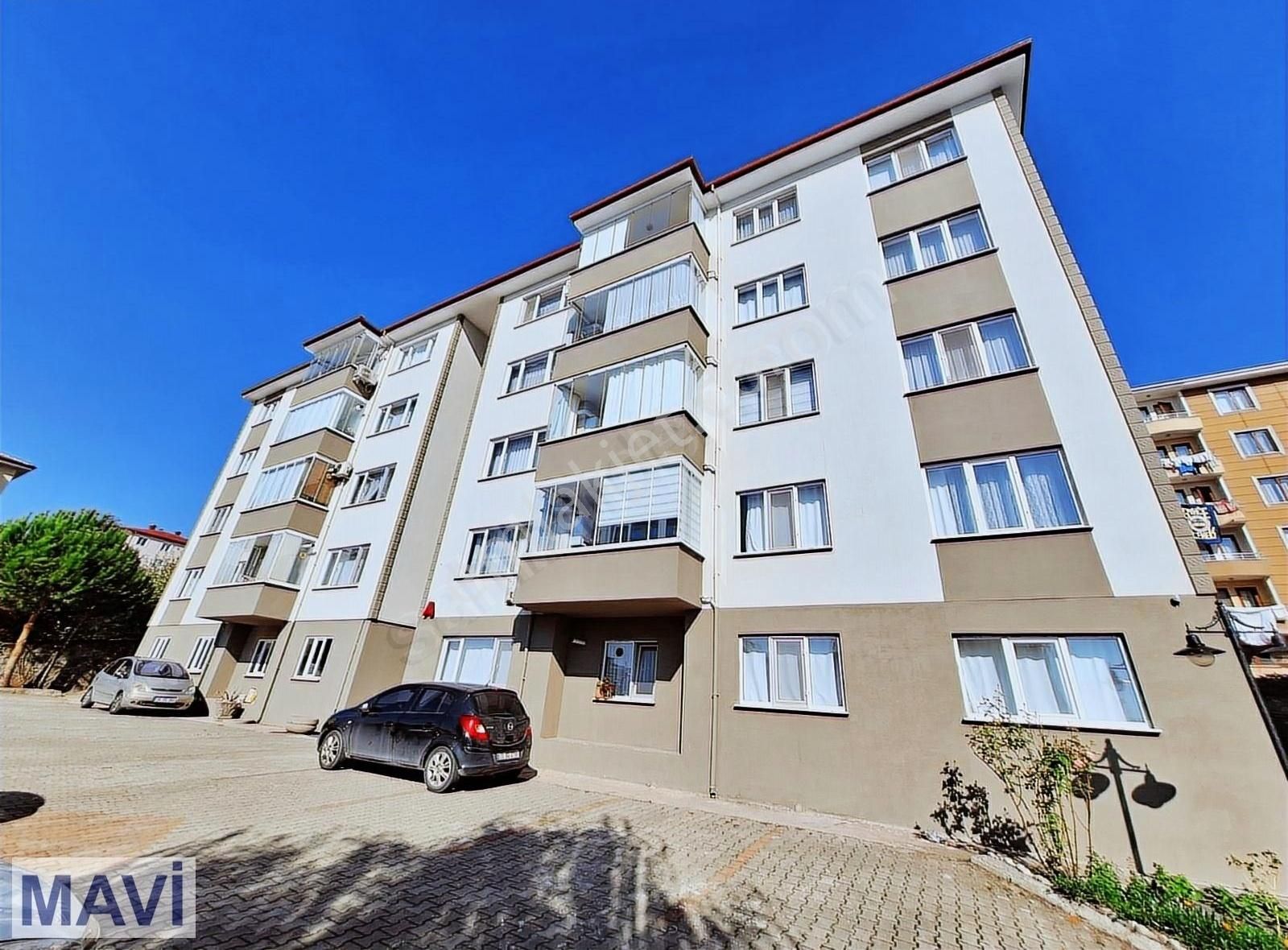 Adapazarı Korucuk Satılık Daire Remax Mavi'den Site İçinde 3+1 135 M2 İskanlı Asansörlü Daire