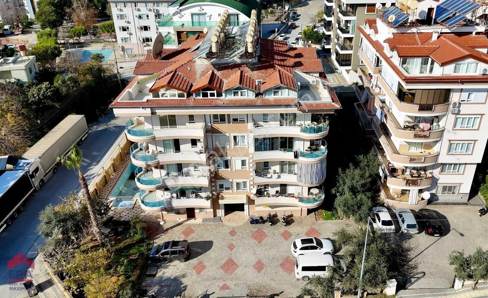 Alanya Büyükhasbahçe Satılık Daire Büyükhasbahçe'de Satılık Havuzlu 2+1 Daire