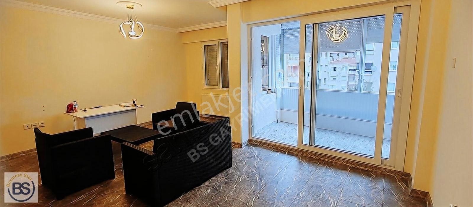 Narlıdere Çamtepe Satılık Daire Mithatpaşa Caddesi Üzeri Full Tadilatlı 3+1 Daire